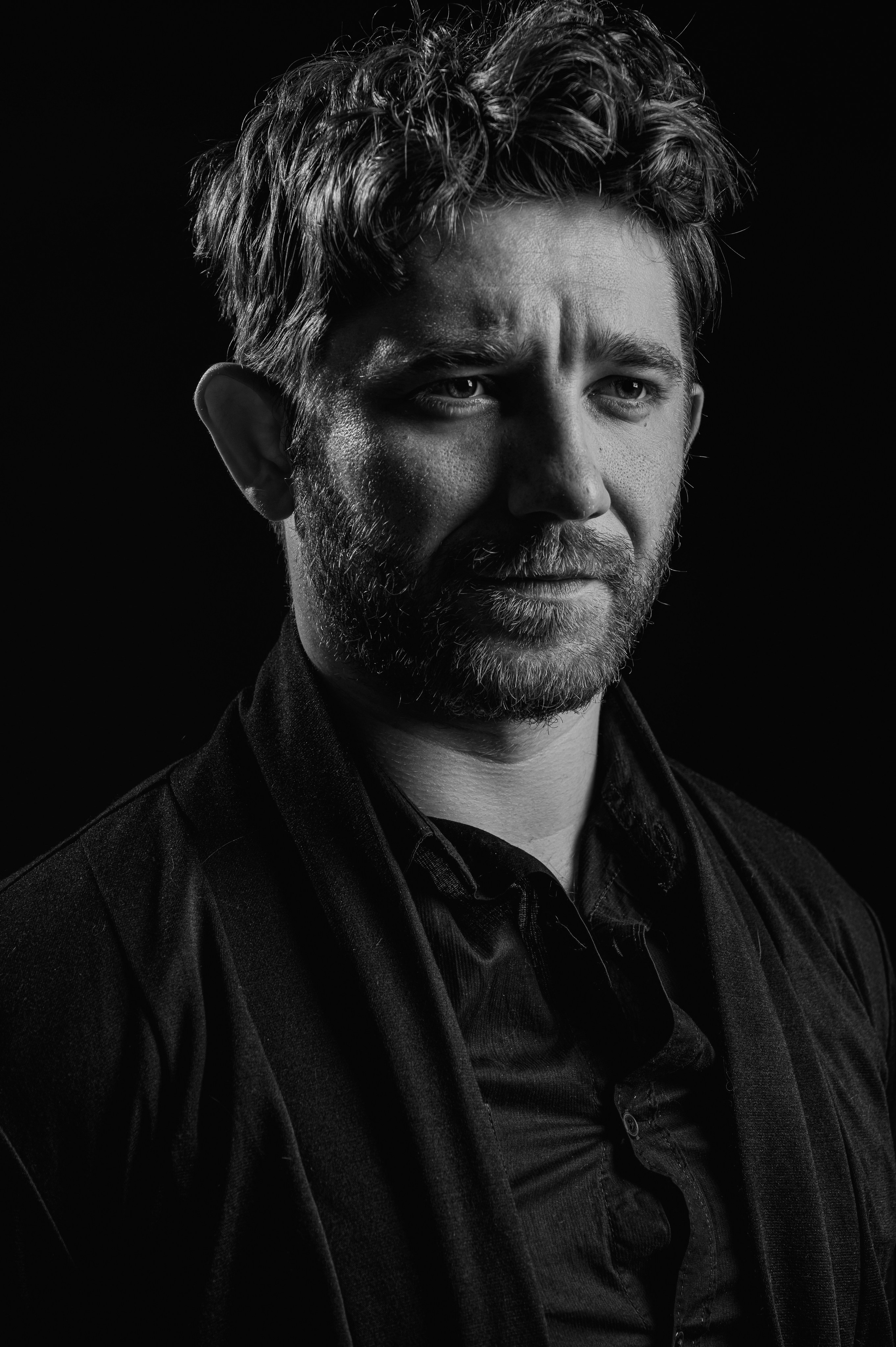 Студийная съемка для актёра и каскадера Александра Сагара. Портретный фотограф в Москве Ковалева Валентина