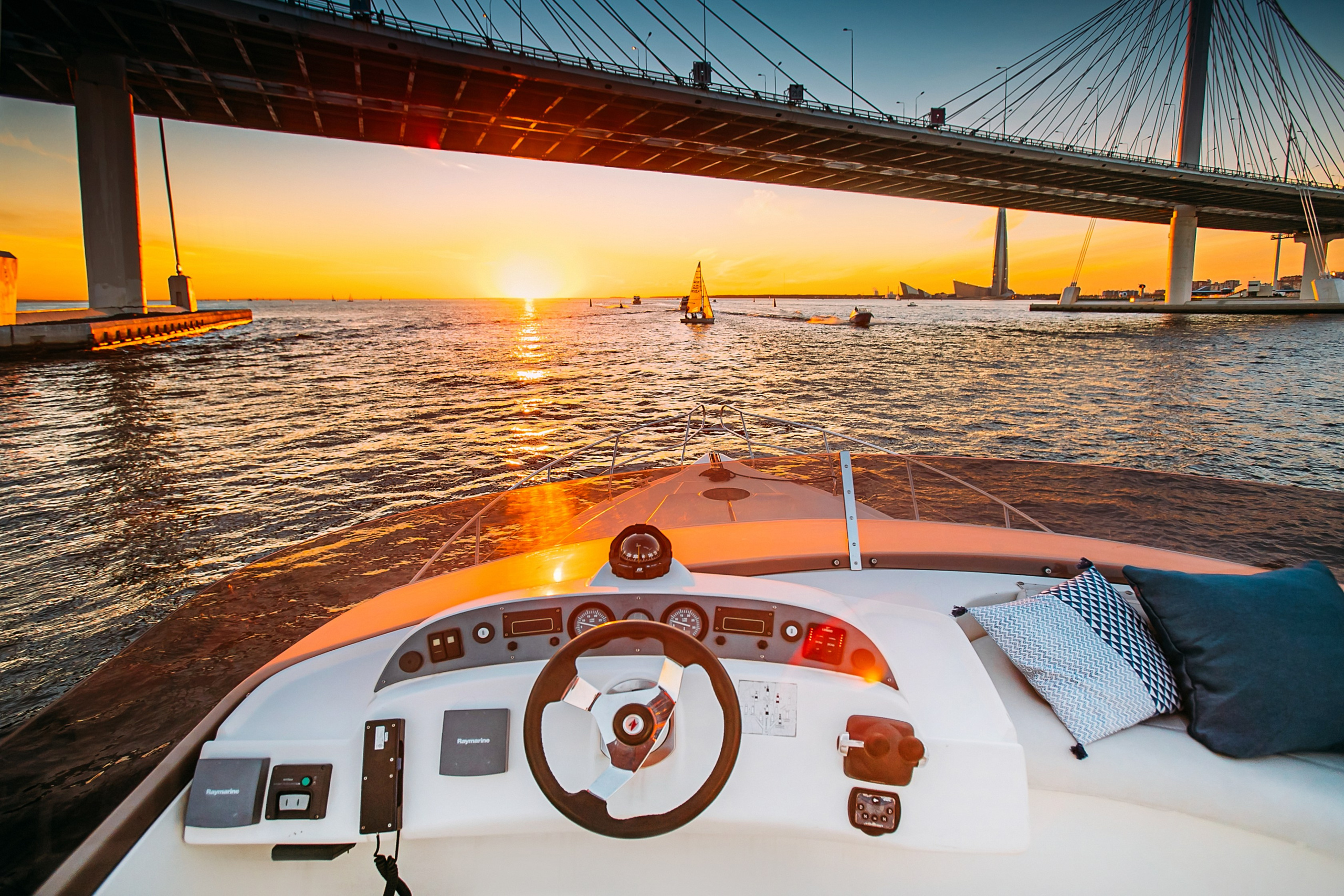 Яхта Rodman 44 Holiday. SPB Rent Boats|аренда катеров и теплоходов