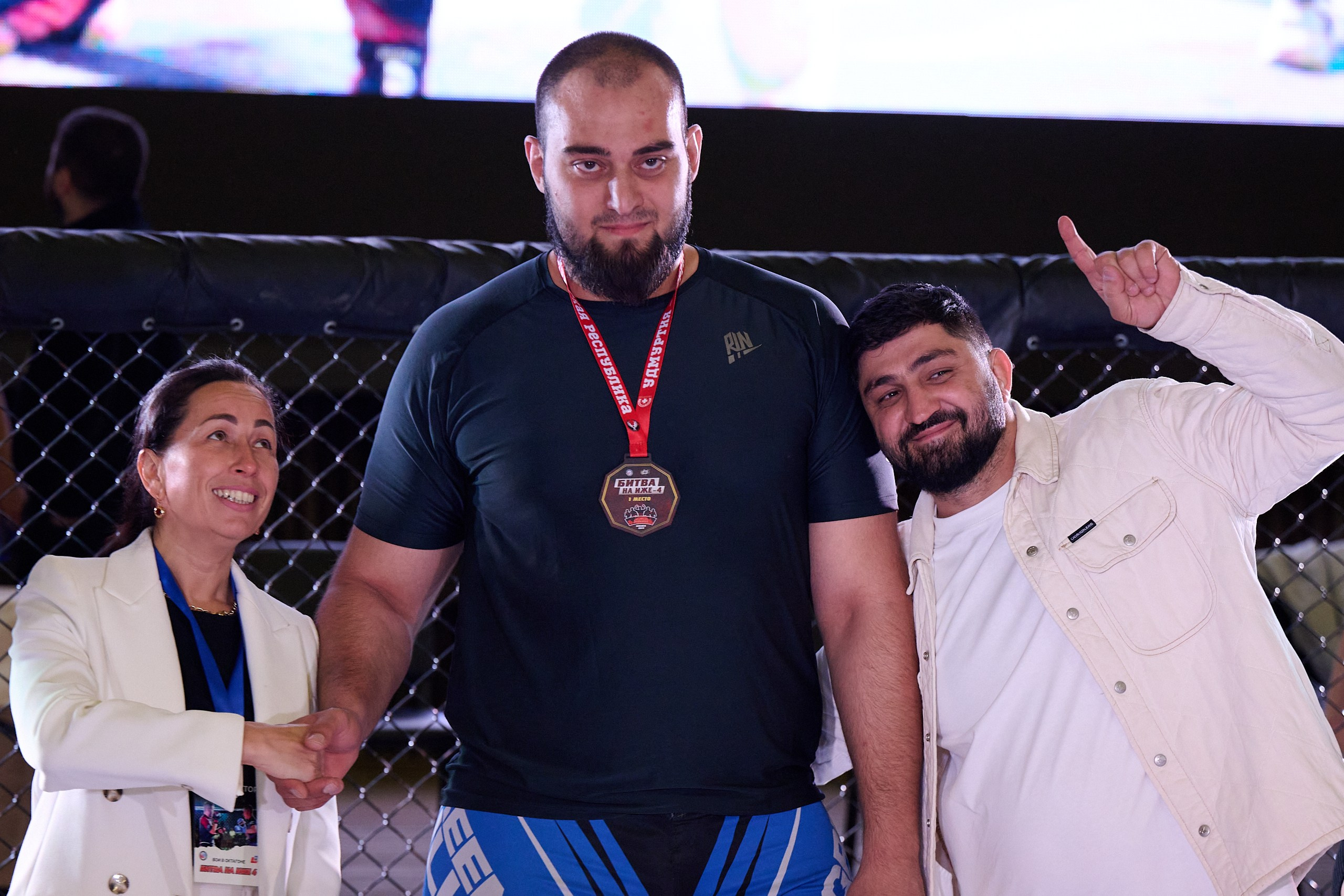 ММА. Битва на Иже-4. Спортивный репортажный фотограф в Ижевске Сергей Мерзляков