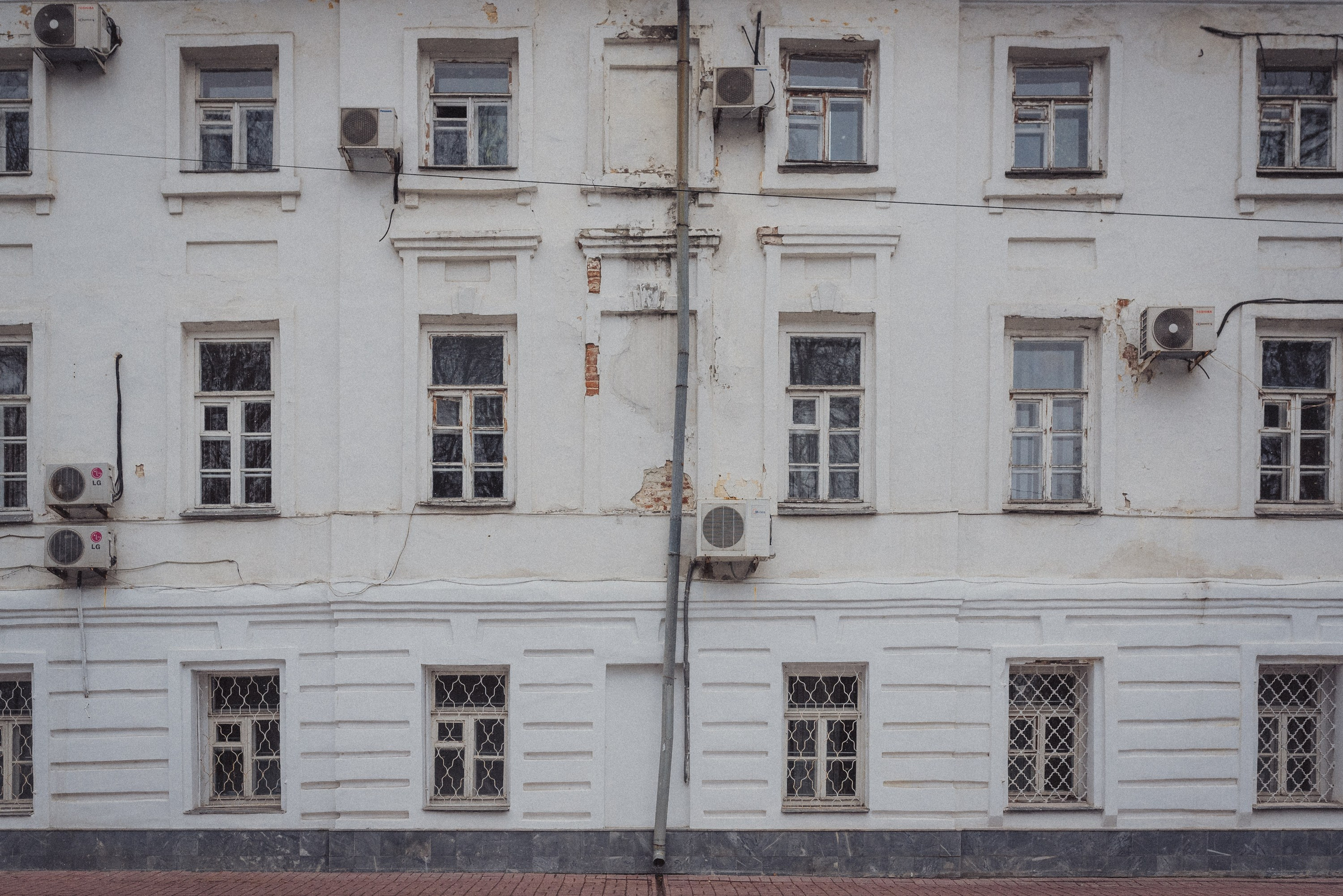 Проект #улицыгорода. Ярославль, площадь Челюскинцев. Документальный фотограф Илья Тихановский