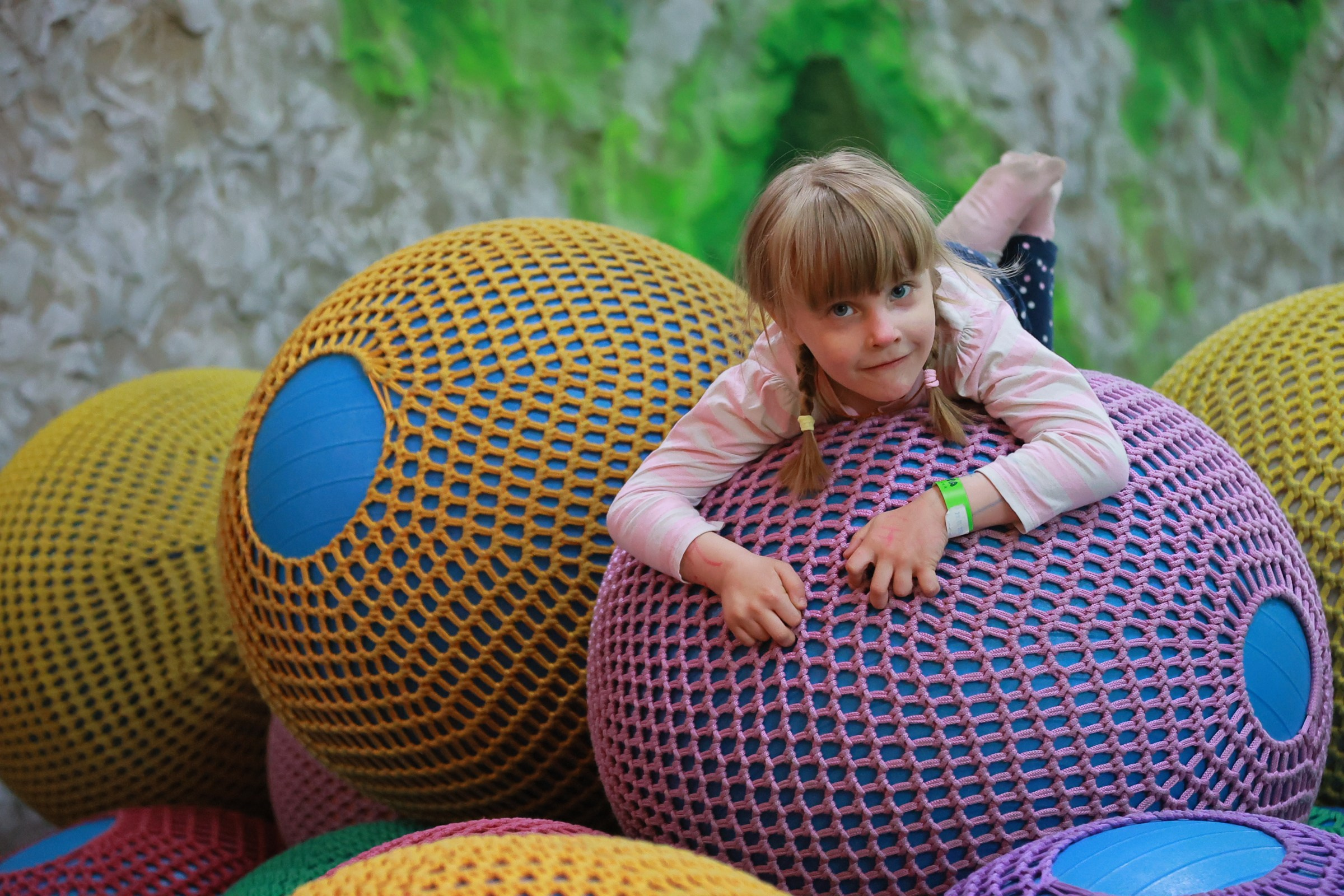 Семейный поход в игровой центр. Выпускные альбомы в Москве и Московской области