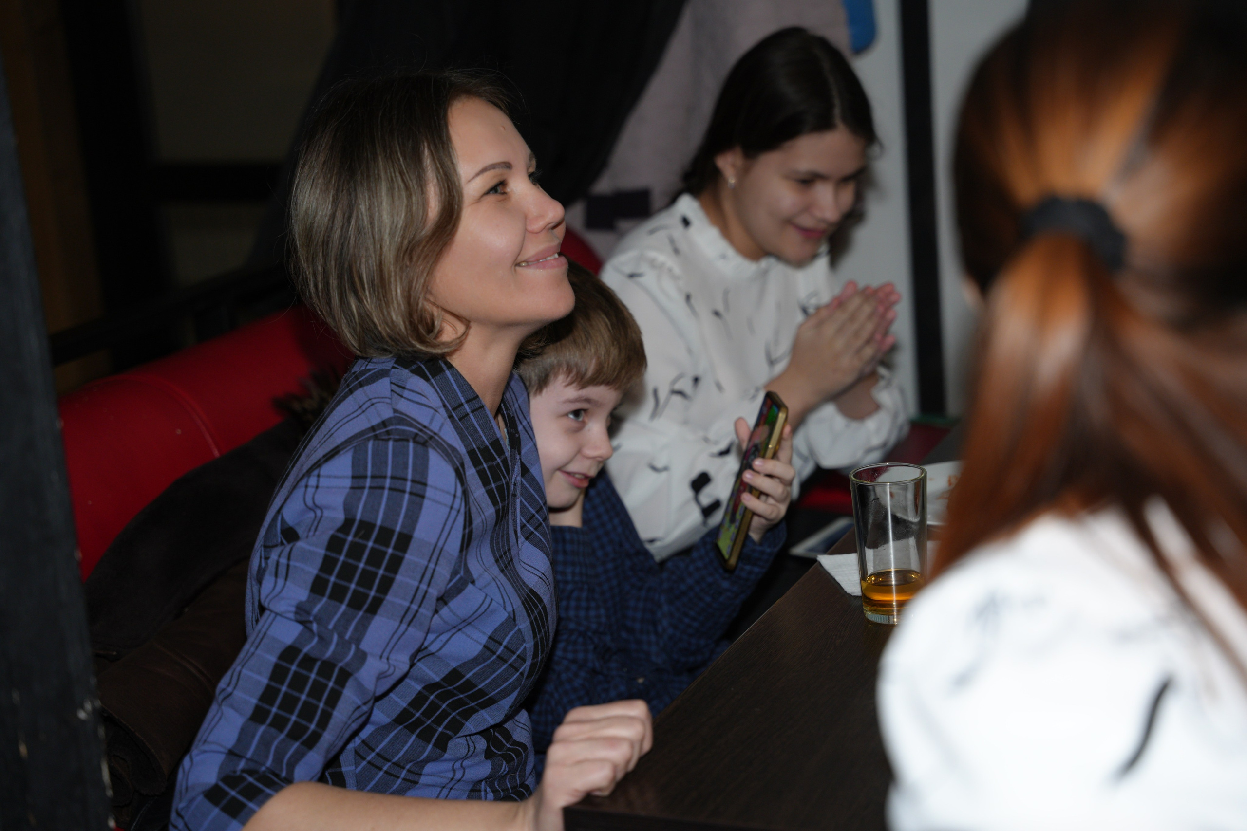 Социально —благотворительная акция «Ты в этом мире не один», посвященная Международному дню инвалидов. ВЫПУСКНЫЕ АЛЬБОМЫ, Школьный фотограф, семейный и свадебный в Саратове и области Ольга Плаксина