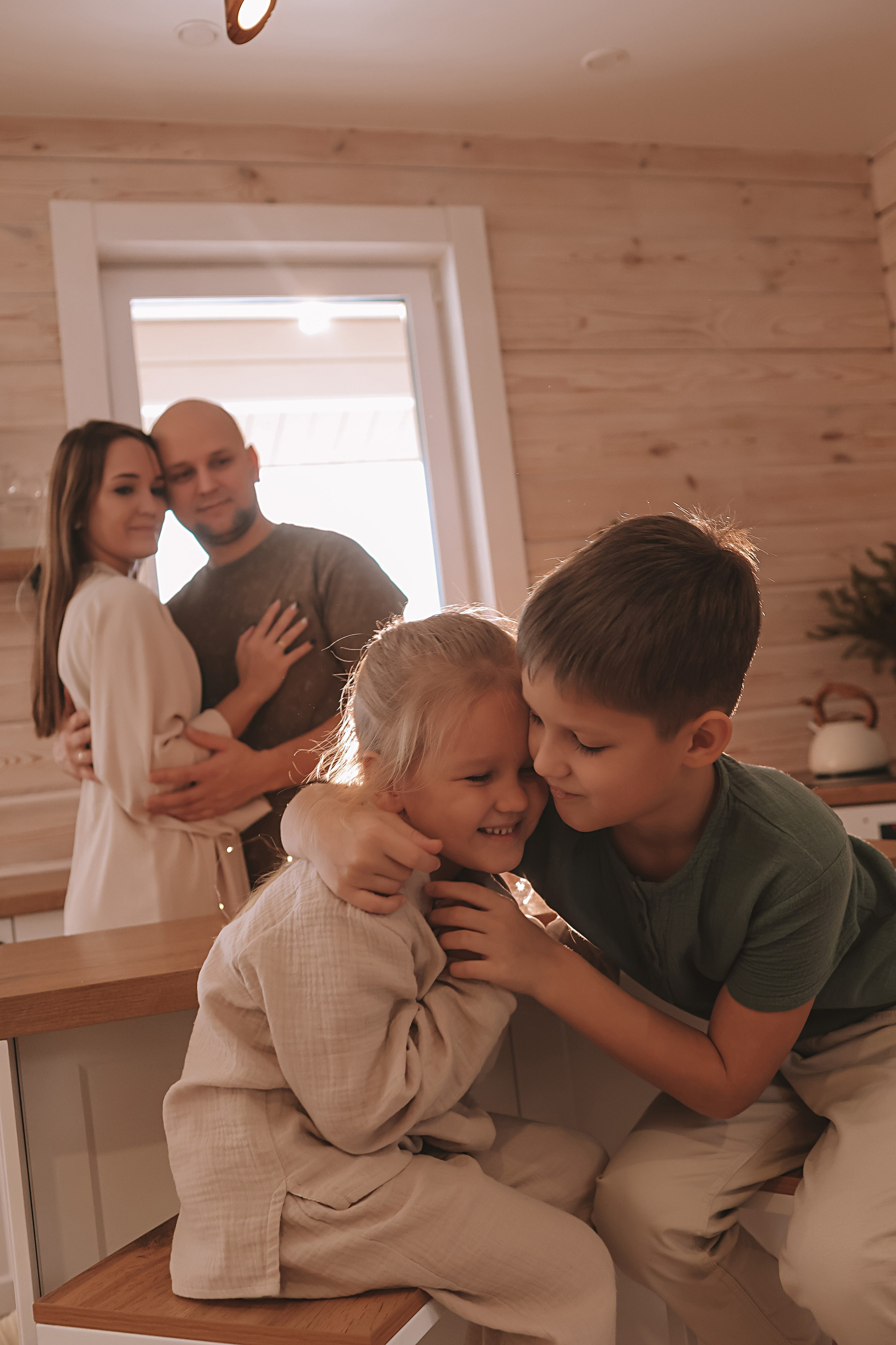Домашняя. Семейный фотограф Тюмень, фотограф на роды Салмина Мария