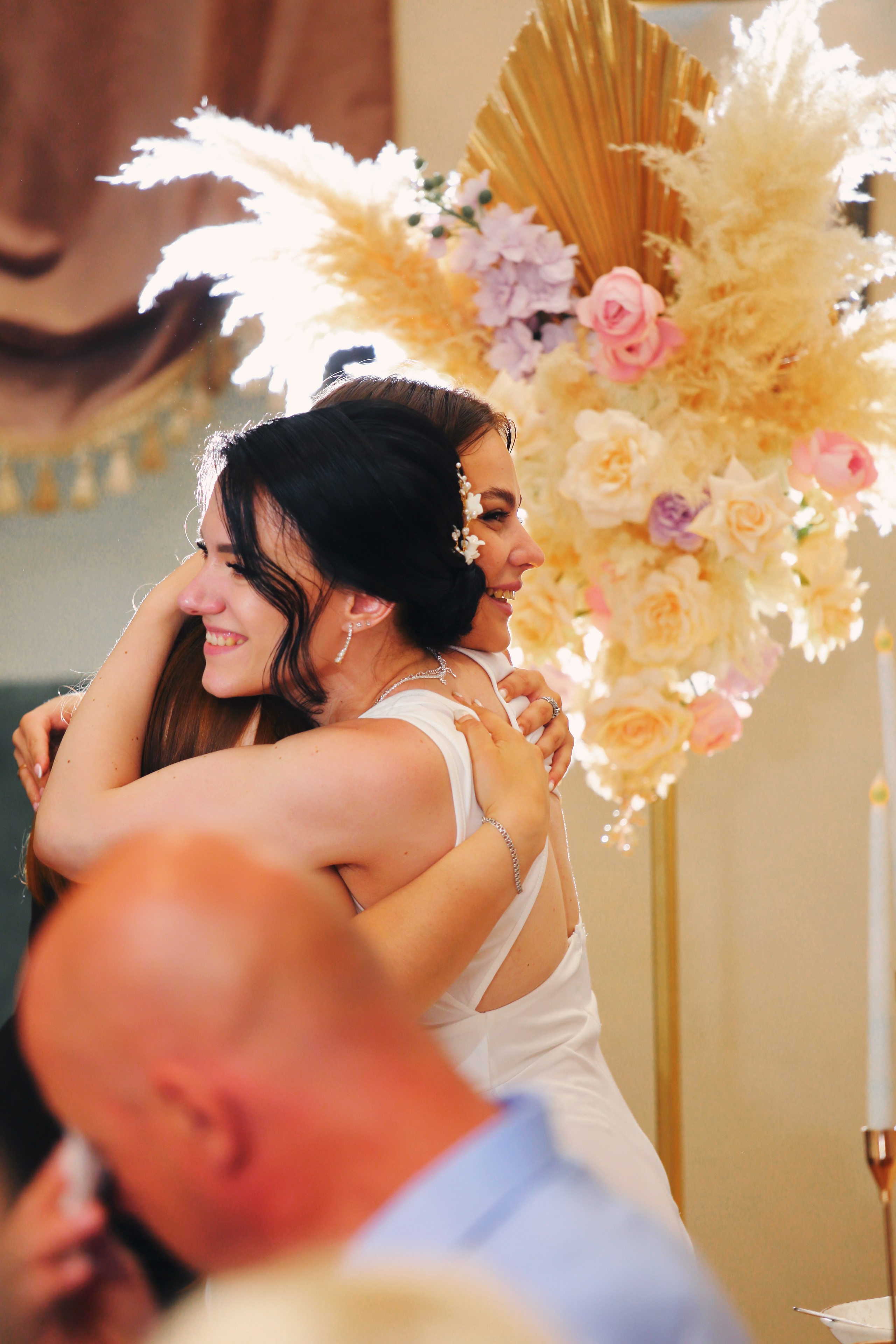 Съемка пары в отеле, на природе, в городе. Свадебный и репортажный фотограф в Ярославле и Санкт-Петербурге Роман Микрюков