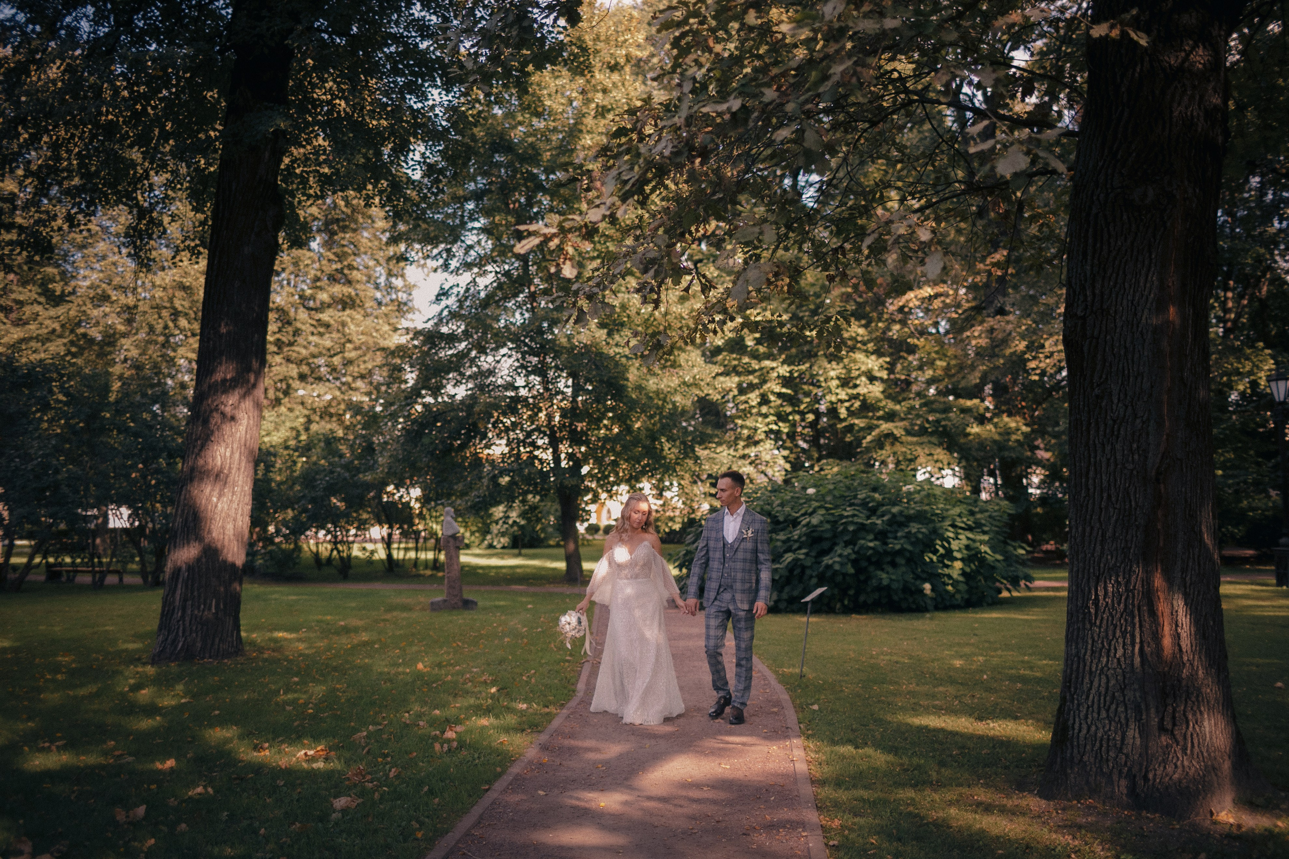 Август. Жара. Влюбленные. Свадебный и репортажный фотограф в Ярославле и Санкт-Петербурге Роман Микрюков