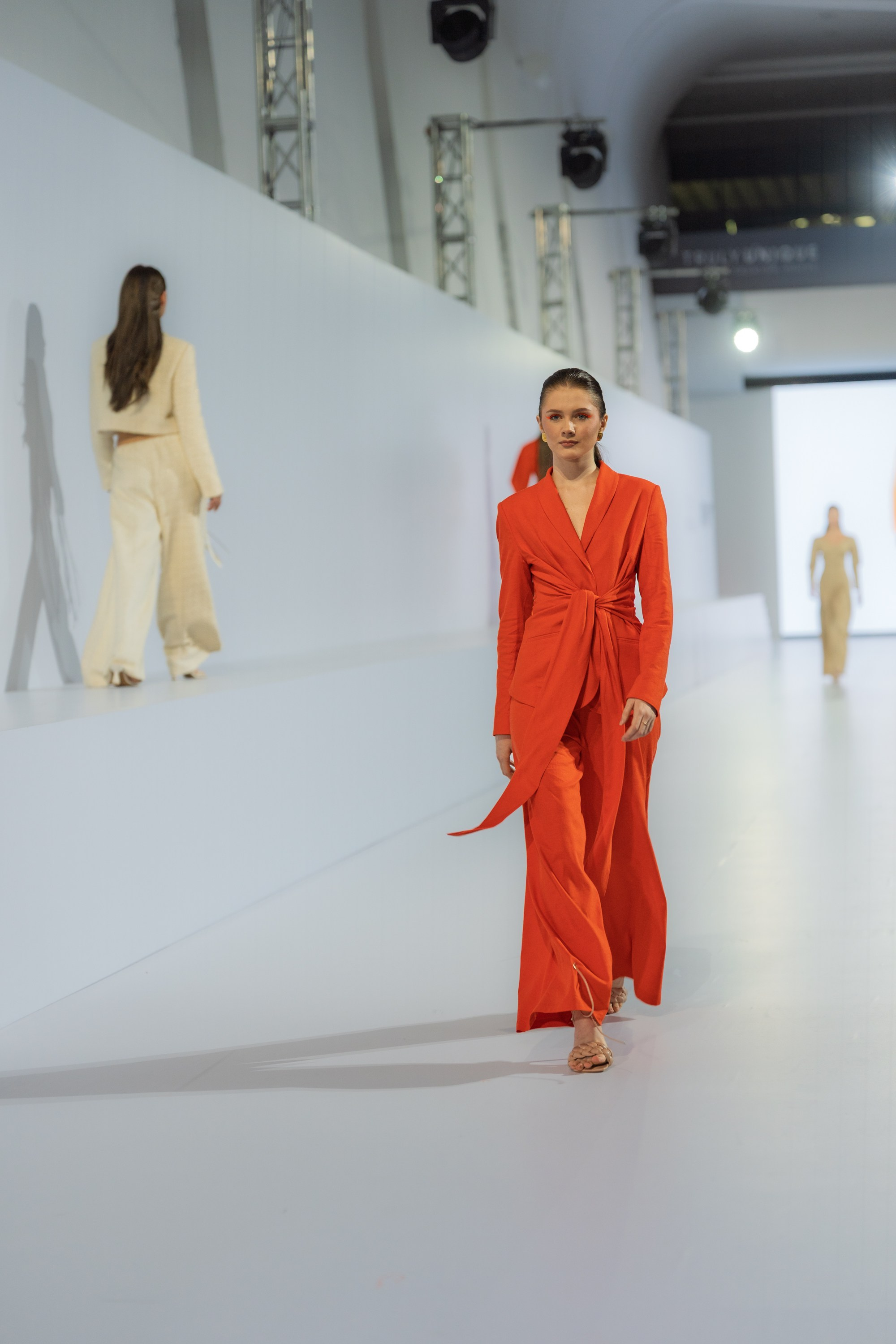 LEEFERS. Сайт Алматинского НЮ АРТ, будуар и фэшн фотографа Дениса Карпенко