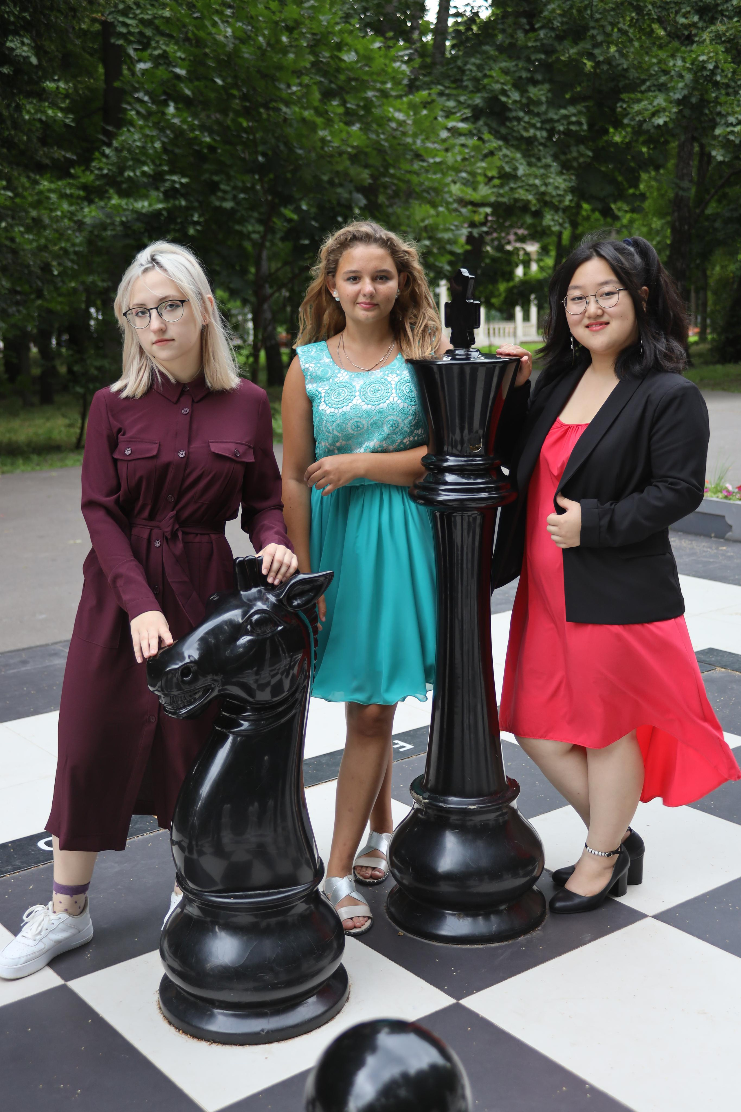 30.07.2020 Прогулка в парке Белоусова 9 класс (без обработки). Фотограф в Туле Крупский АнДРей. Фотостудия «КАДР71» в Туле