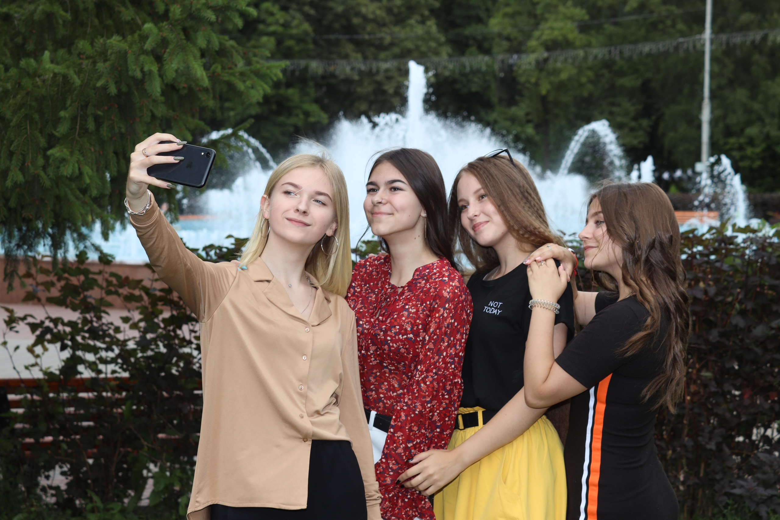 30.07.2020 Прогулка в парке Белоусова 9 класс (без обработки). Фотограф в Туле Крупский АнДРей. Фотостудия «КАДР71» в Туле