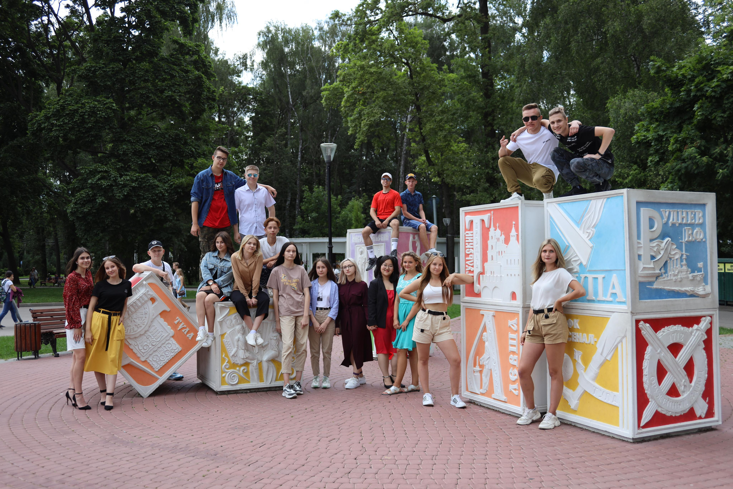 30.07.2020 Прогулка в парке Белоусова 9 класс (без обработки). Фотограф в Туле Крупский АнДРей. Фотостудия «КАДР71» в Туле