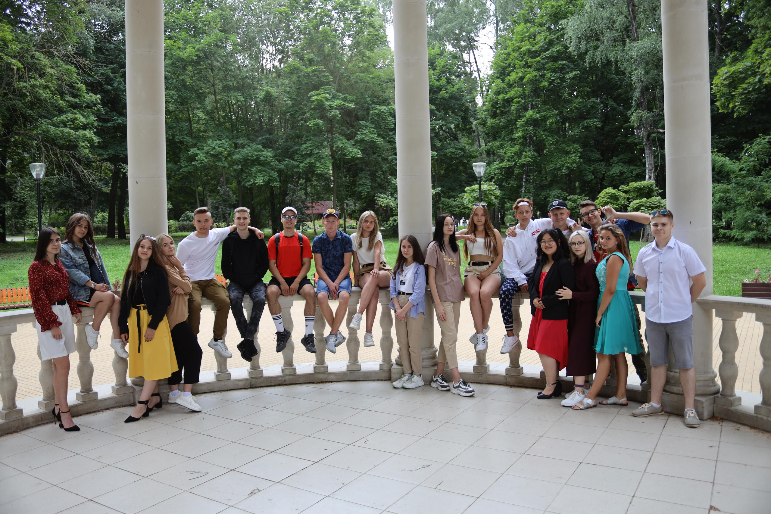 30.07.2020 Прогулка в парке Белоусова 9 класс (без обработки). Фотограф в Туле Крупский АнДРей. Фотостудия «КАДР71» в Туле
