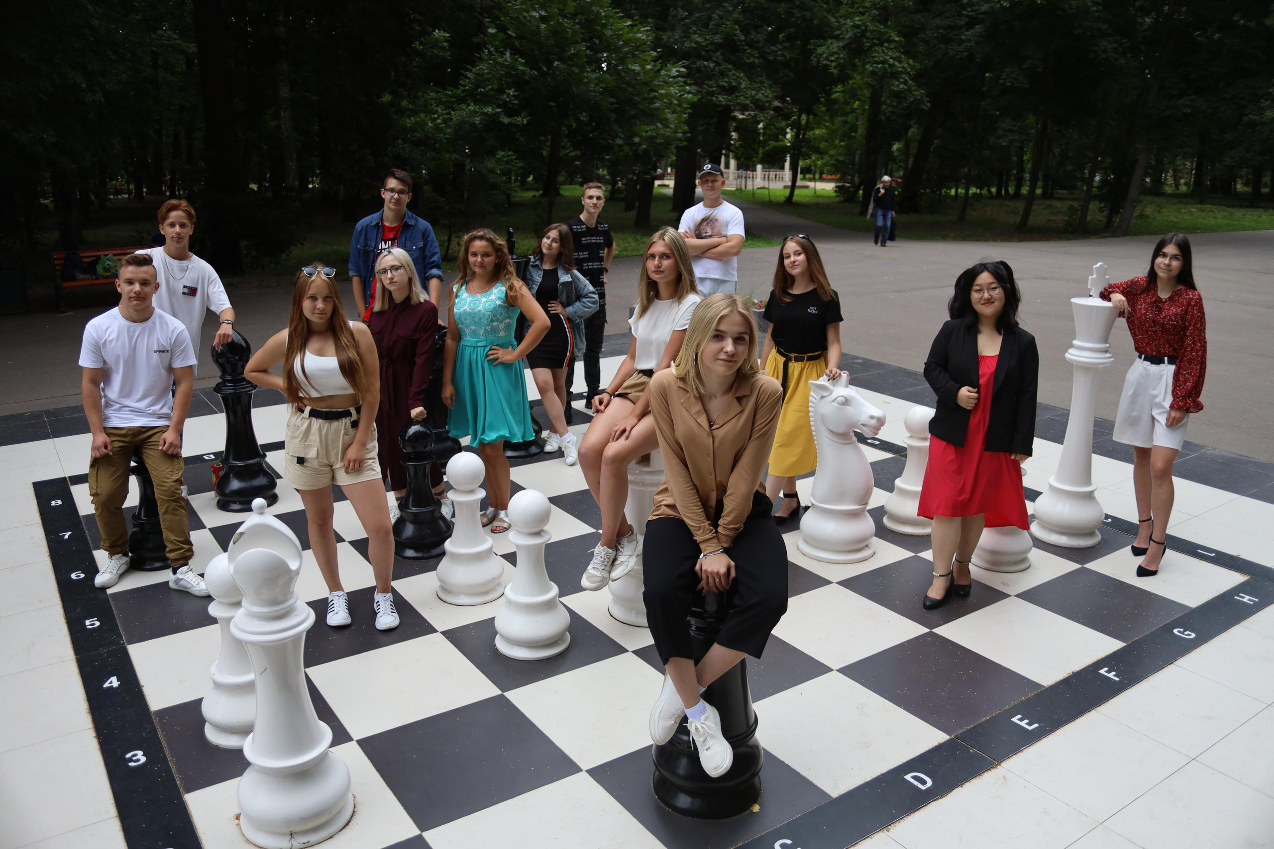 30.07.2020 Прогулка в парке Белоусова 9 класс (без обработки). Фотограф в Туле Крупский АнДРей. Фотостудия «КАДР71» в Туле