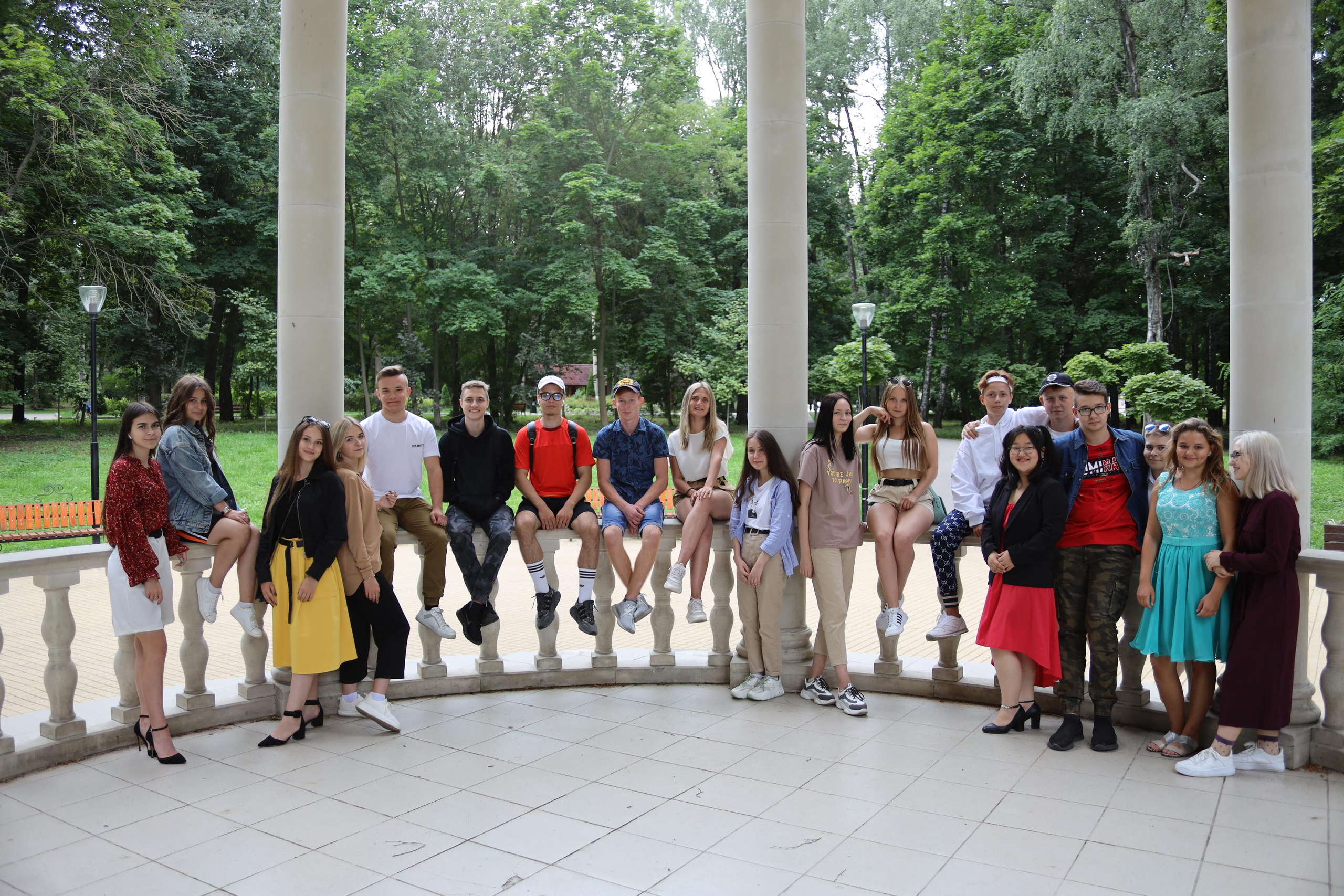 30.07.2020 Прогулка в парке Белоусова 9 класс (без обработки). Фотограф в Туле Крупский АнДРей. Фотостудия «КАДР71» в Туле