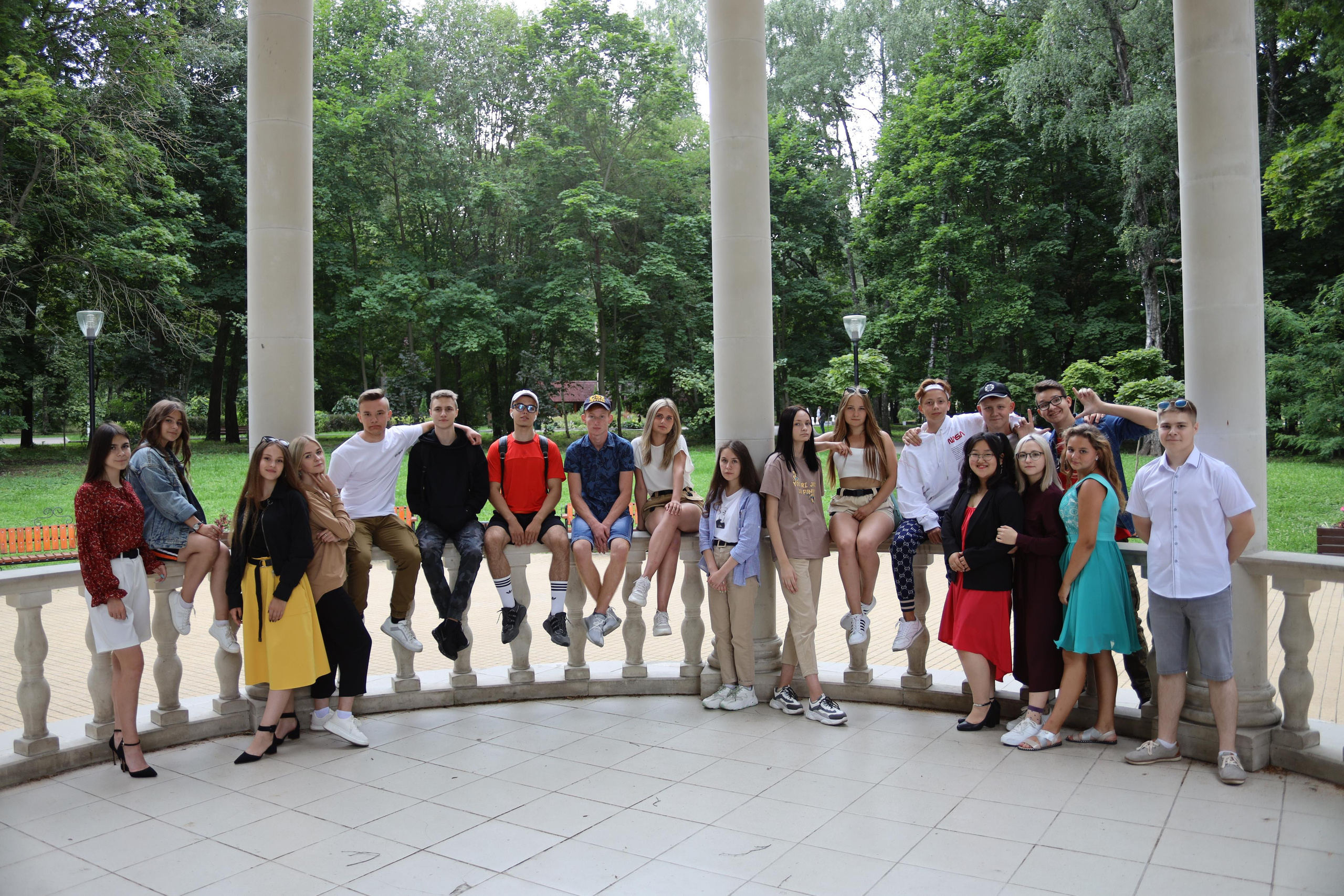 30.07.2020 Прогулка в парке Белоусова 9 класс (без обработки). Фотограф в Туле Крупский АнДРей. Фотостудия «КАДР71» в Туле