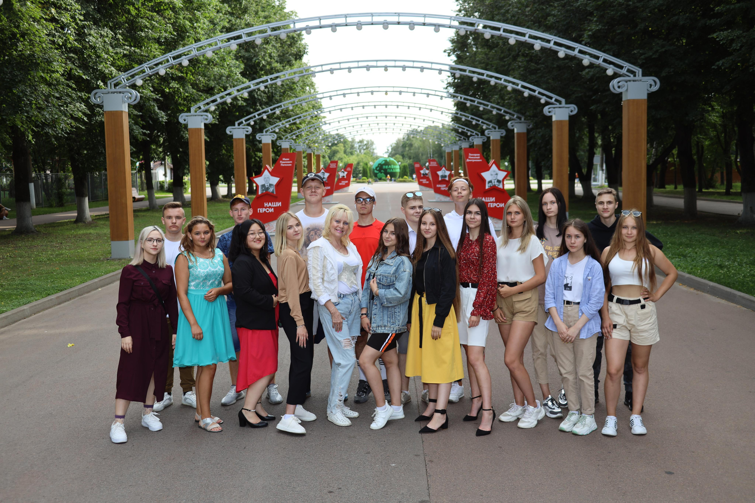 30.07.2020 Прогулка в парке Белоусова 9 класс (без обработки). Фотограф в Туле Крупский АнДРей. Фотостудия «КАДР71» в Туле