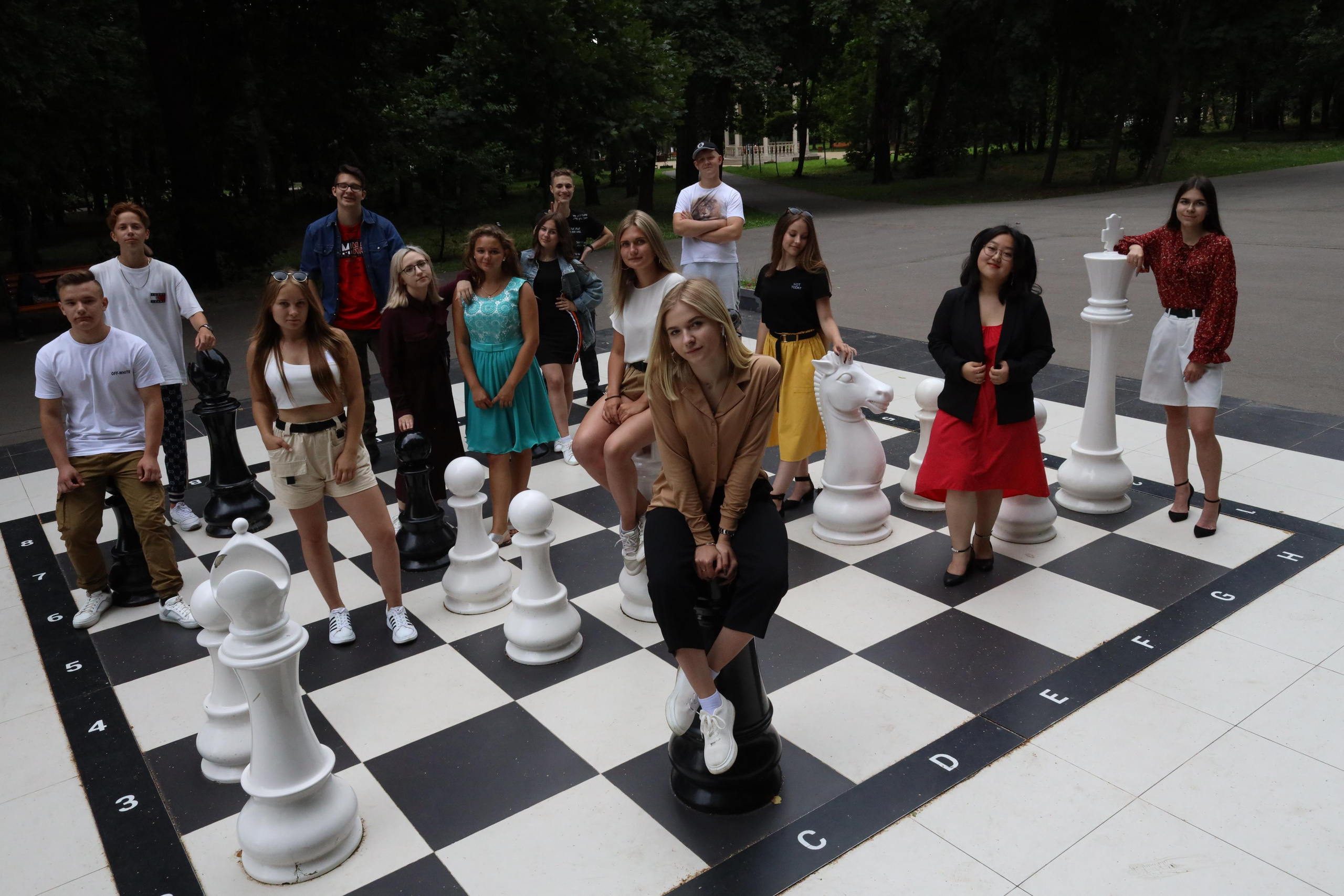 30.07.2020 Прогулка в парке Белоусова 9 класс (без обработки). Фотограф в Туле Крупский АнДРей. Фотостудия «КАДР71» в Туле