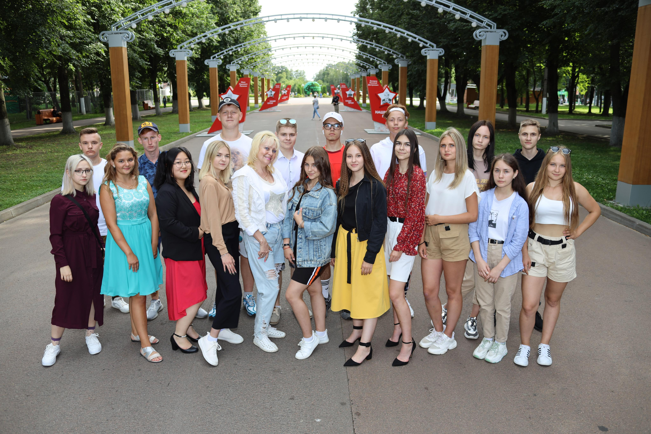 30.07.2020 Прогулка в парке Белоусова 9 класс (без обработки). Фотограф в Туле Крупский АнДРей. Фотостудия «КАДР71» в Туле