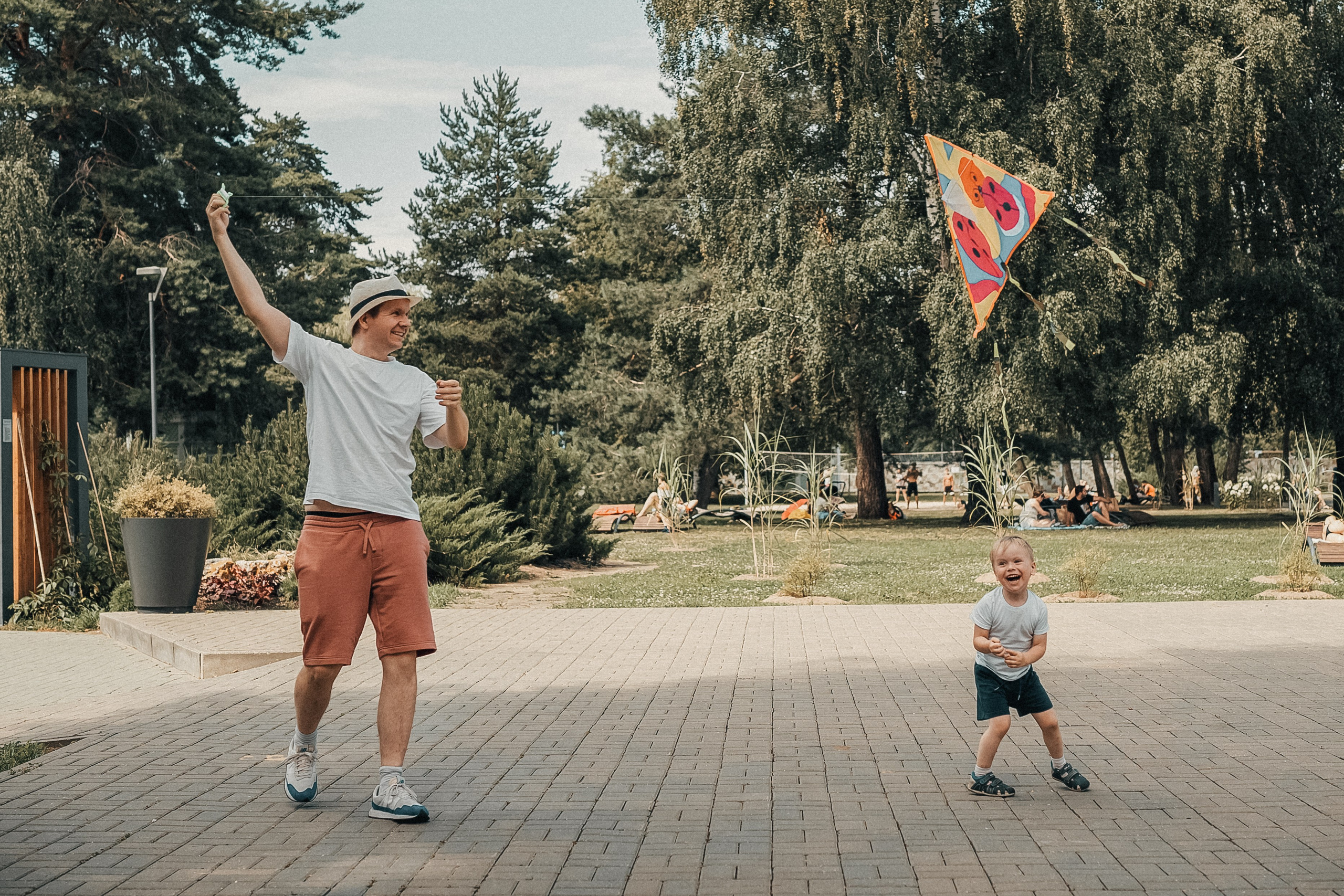 Речная прохлада и солнечные улыбки. Главная