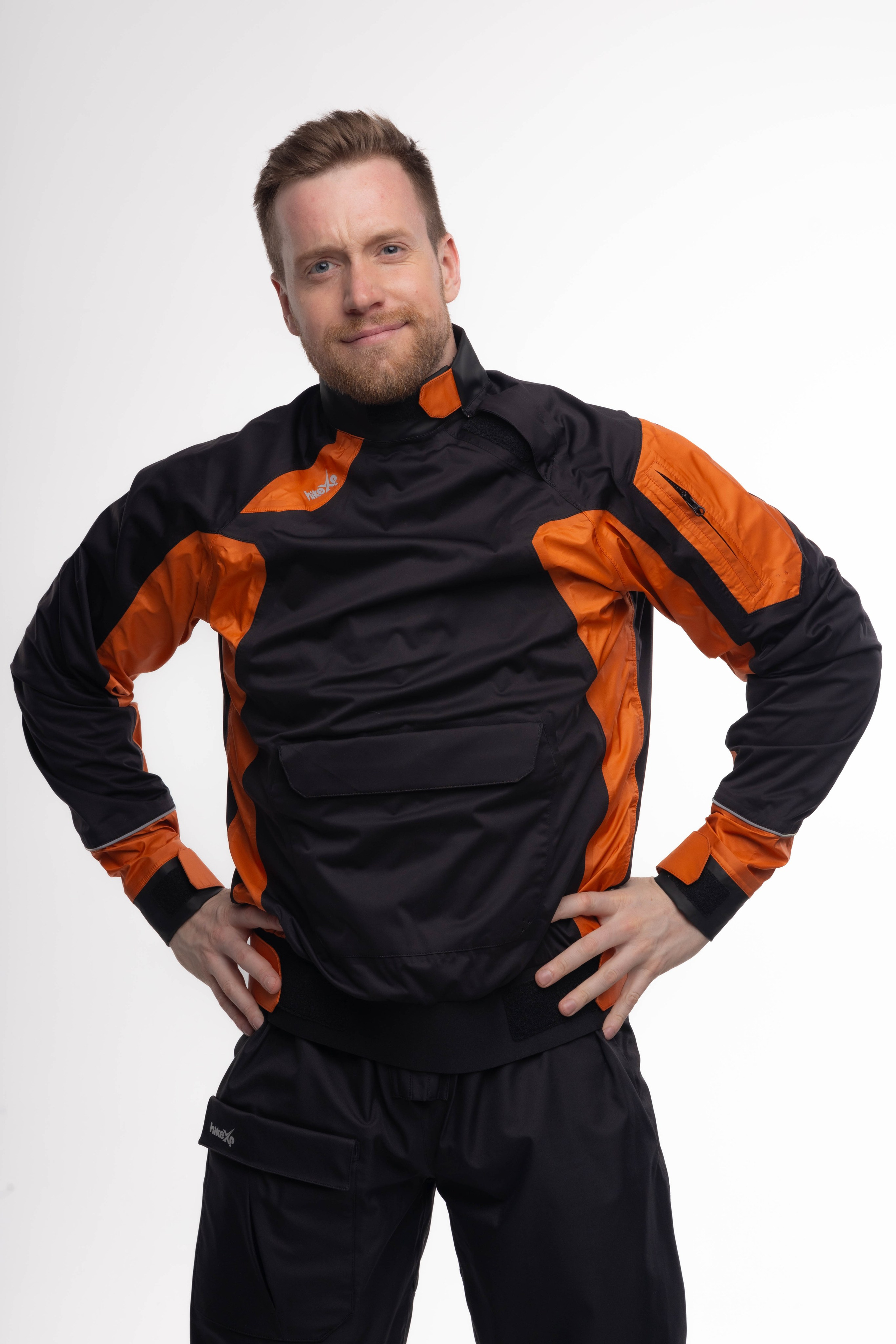 Павел, 187 см, 52-54 р-р. KED Production — продакшн из СПб. Создаём фото, видео и контент, который помогает брендам и селлерам продавать больше