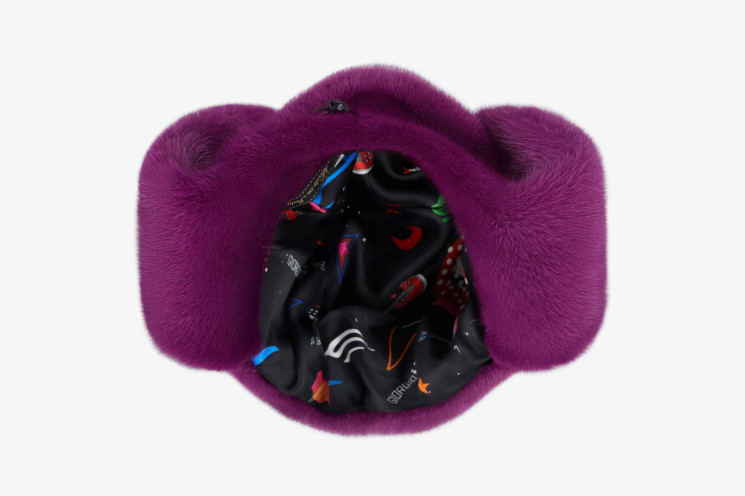 Ретушь фотографий шарфов, головных уборов и поясов | Студия SVITHART