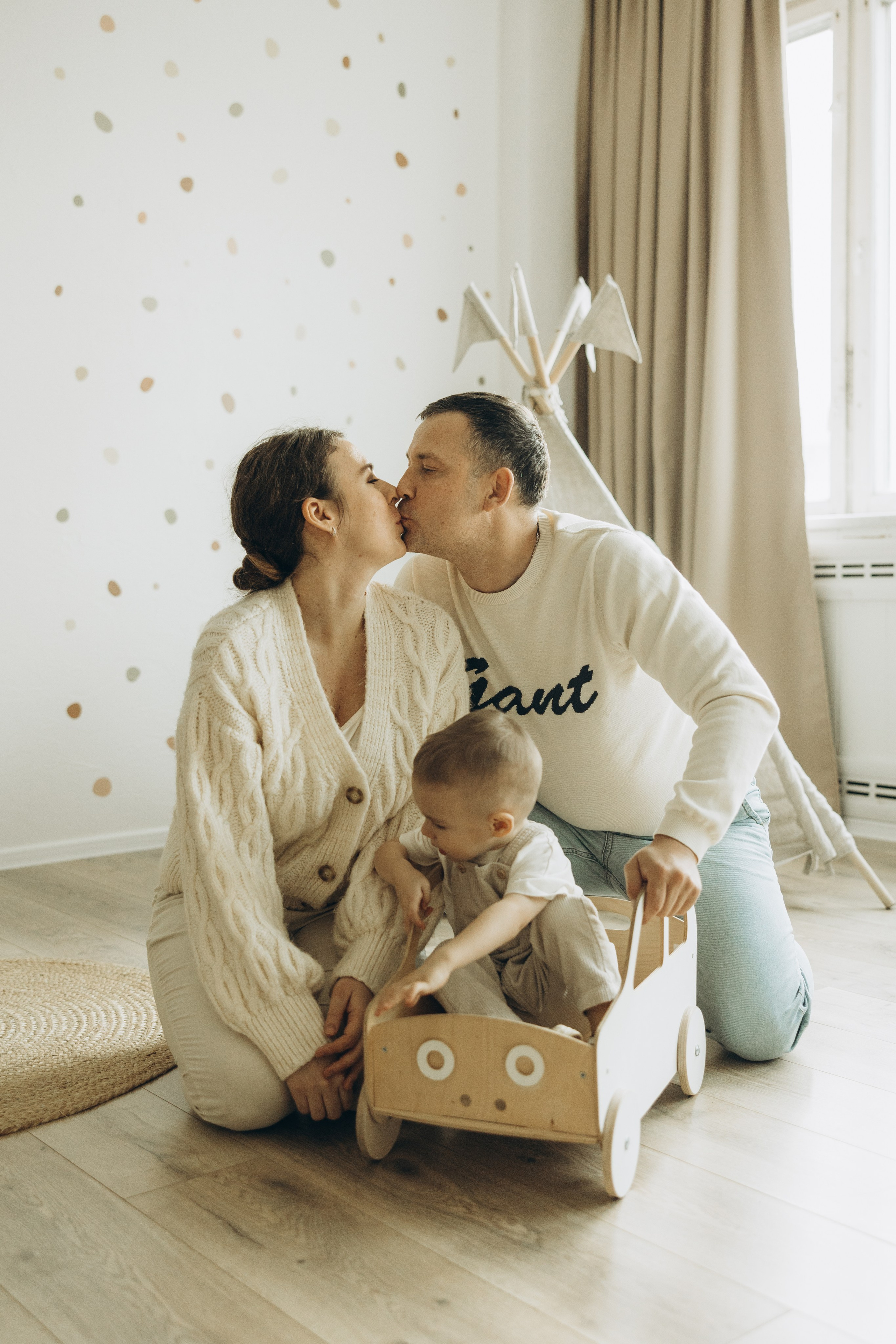 Кристина, Александр и Лев. Семейный фотограф в Москве Виктория Ястребинская