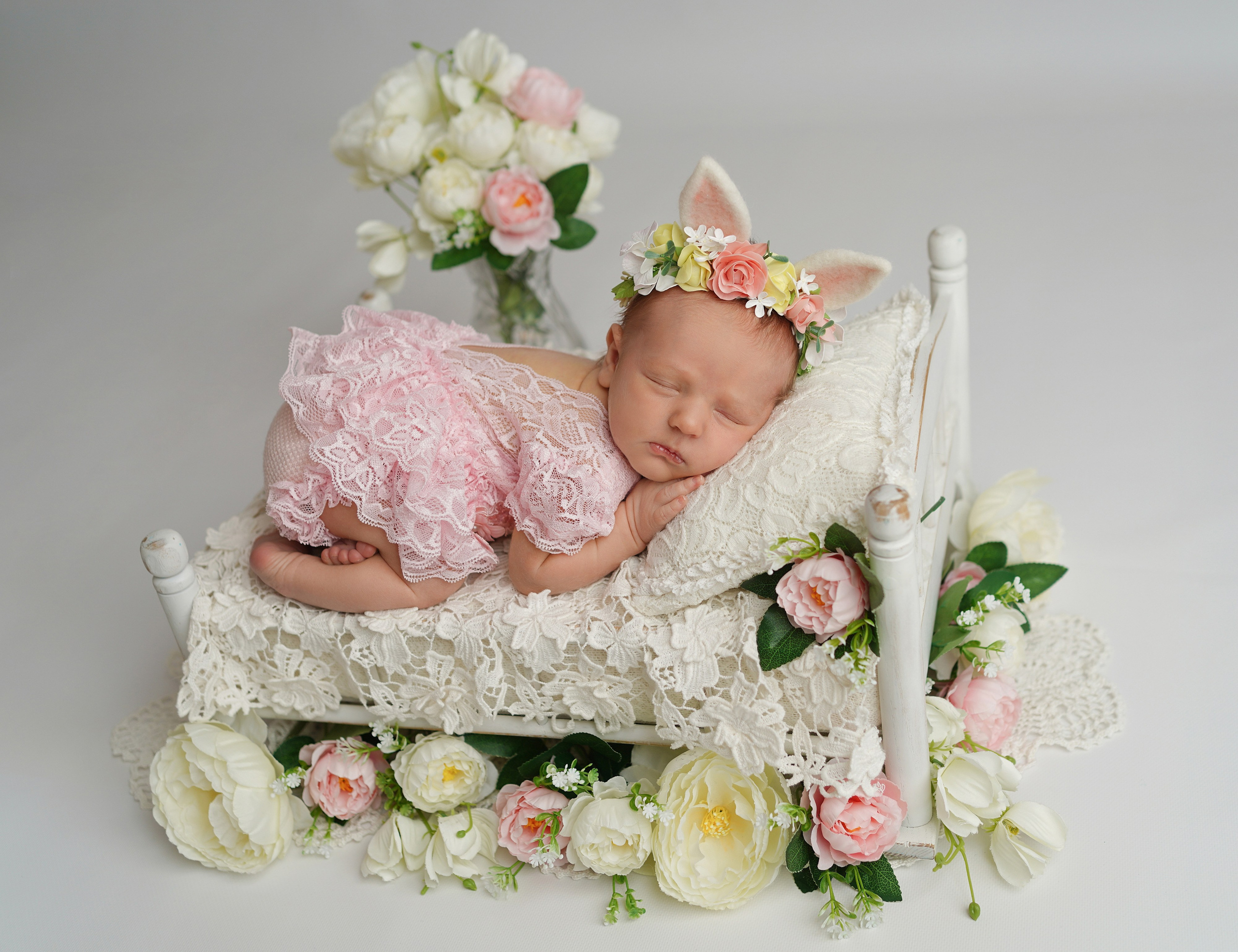 Новорождённые девочки. Детский фотограф и фотограф новорожденных в Калининград Оксана Иваний