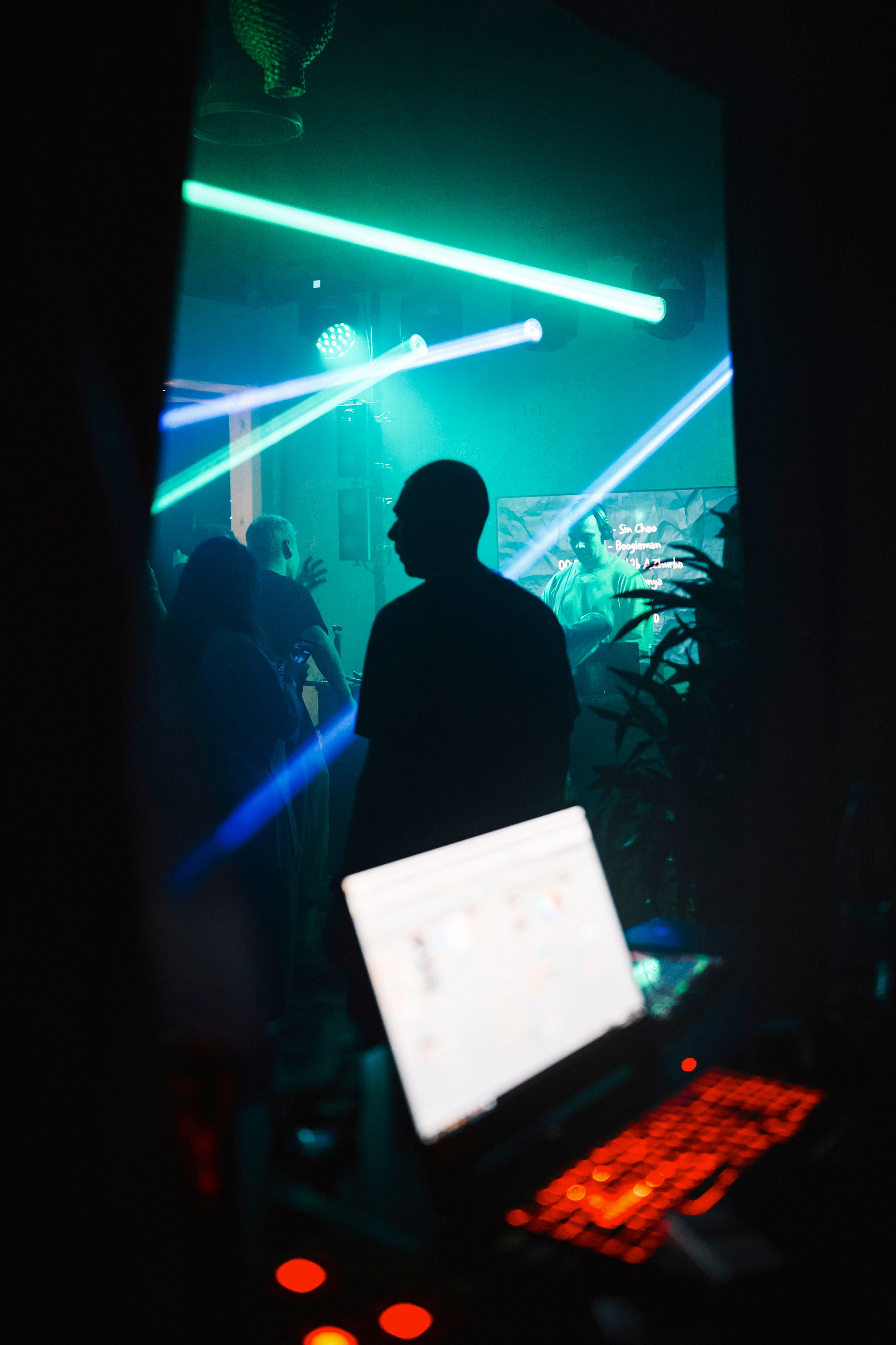 Громко. Ваш мультижанровый фотограф Александр Белов