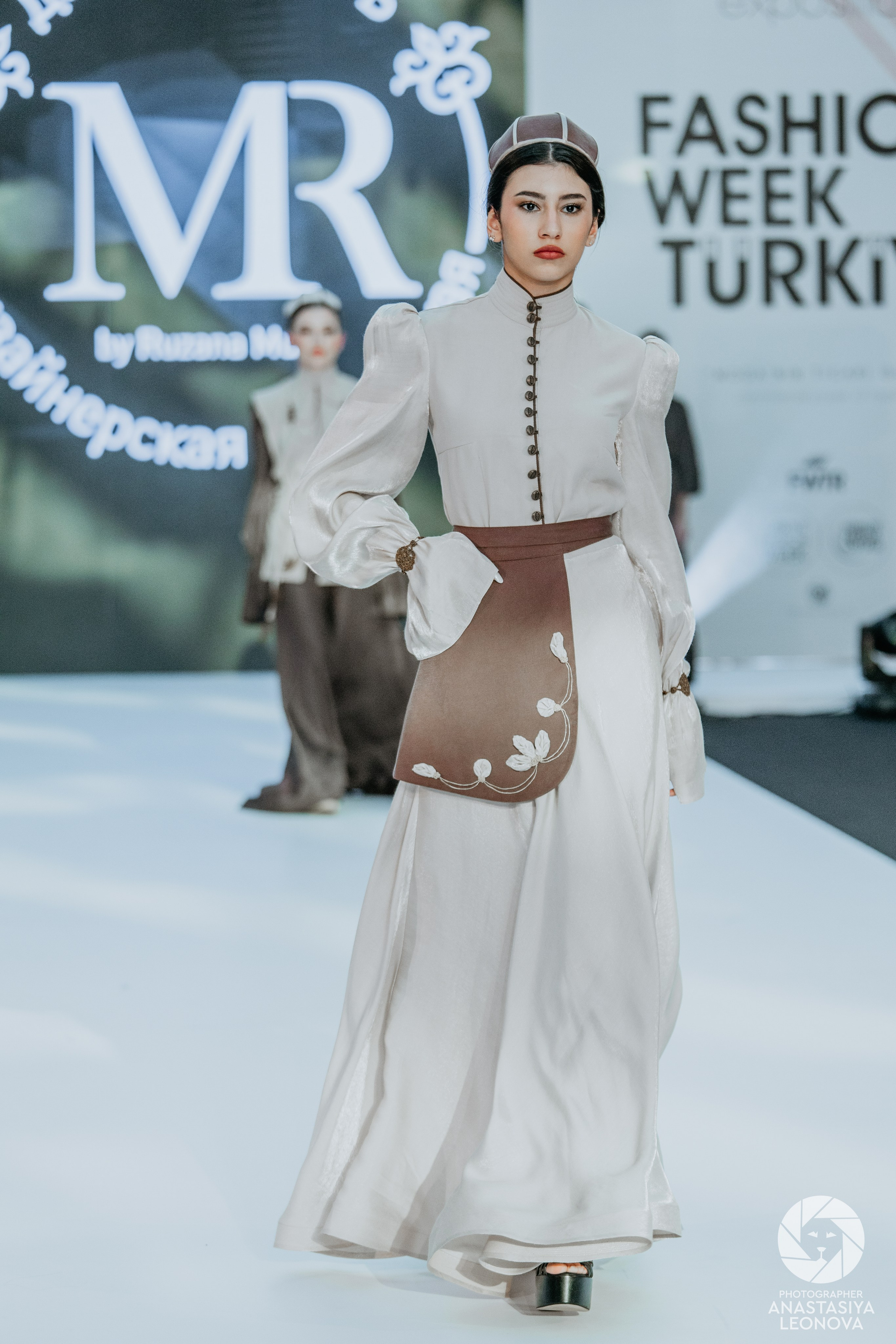Fashion Week Türkiye [spring, 2025]. Anastasia Leonowa