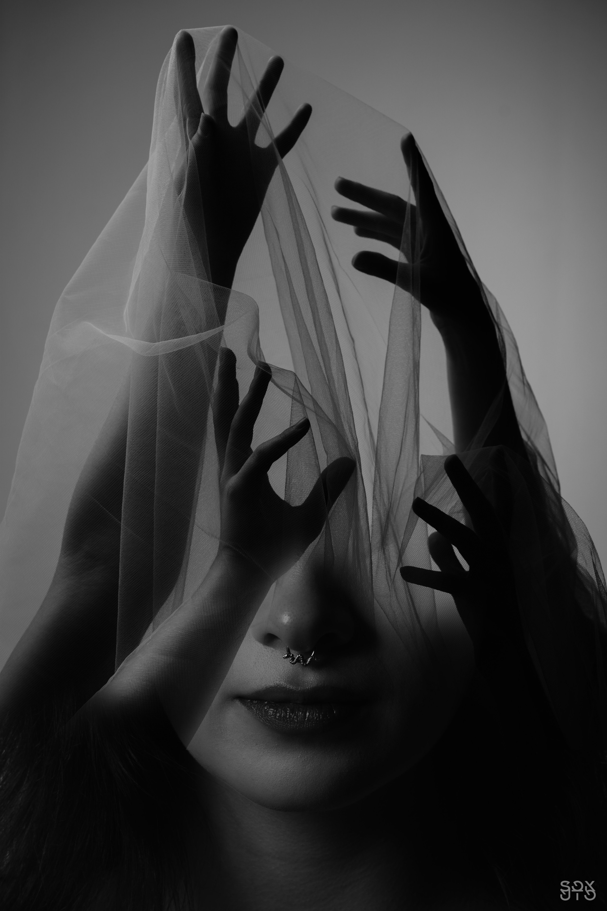 НА ГРАНИ СВЕТА