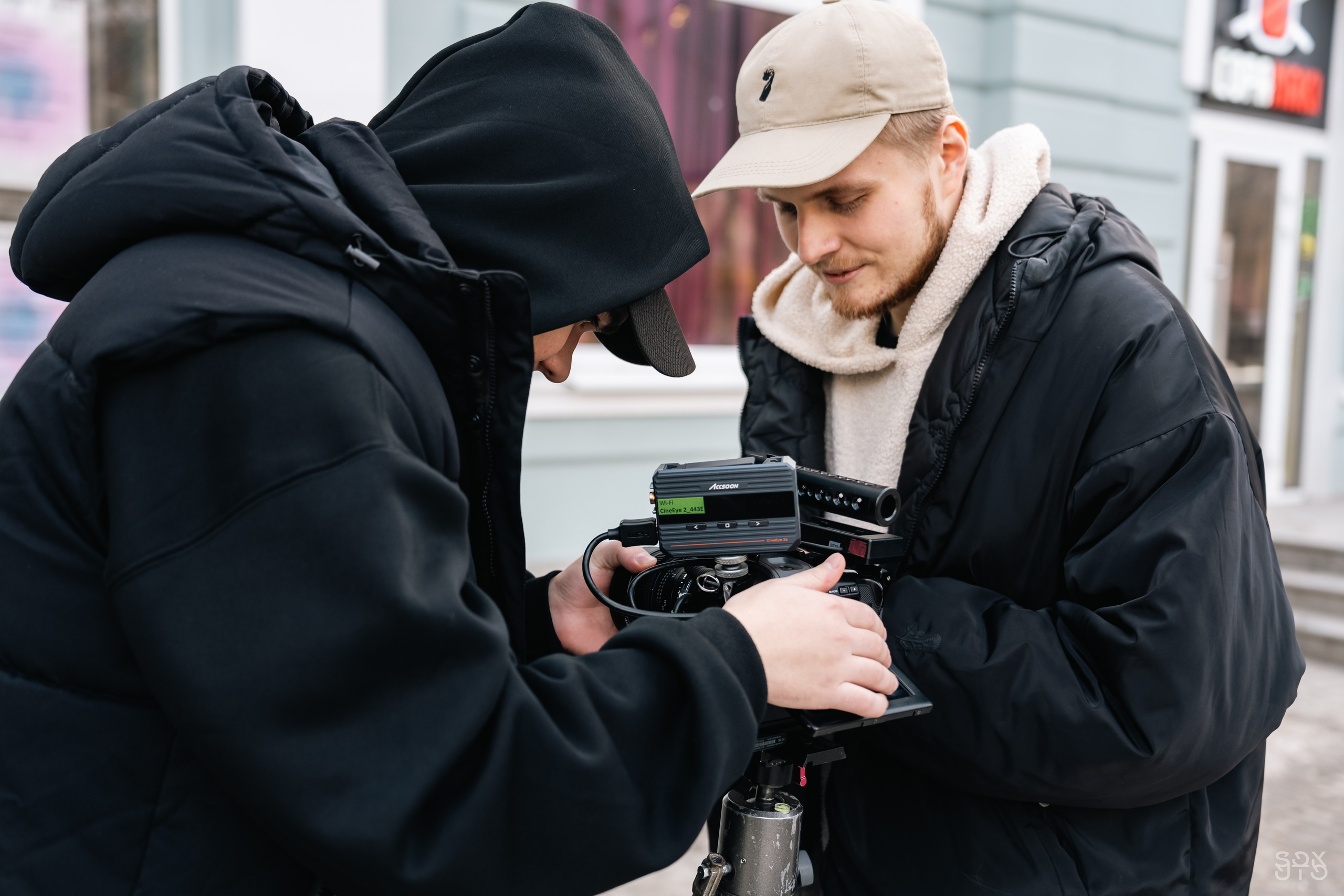 Видеопродакшн BACKED ROLL