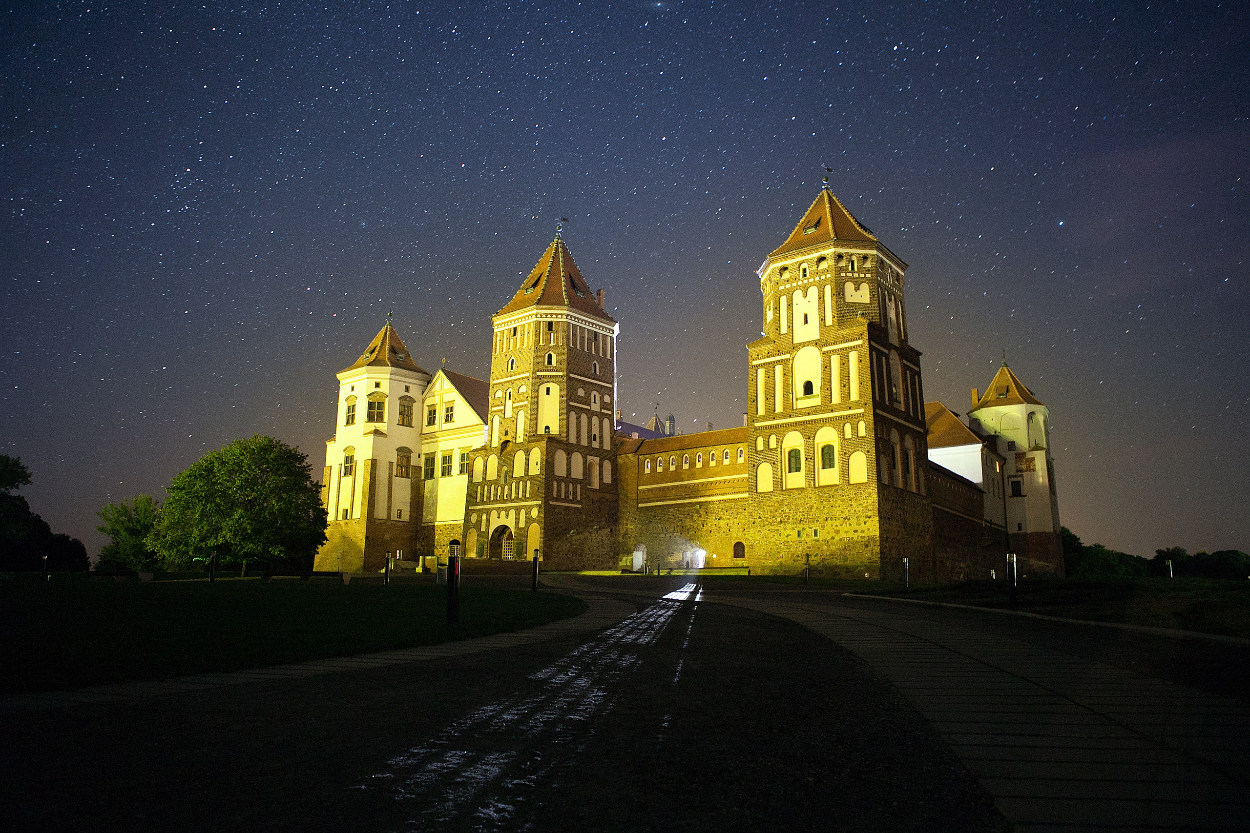 Мирский замок. Фотограф в Москве - Олег Гуров