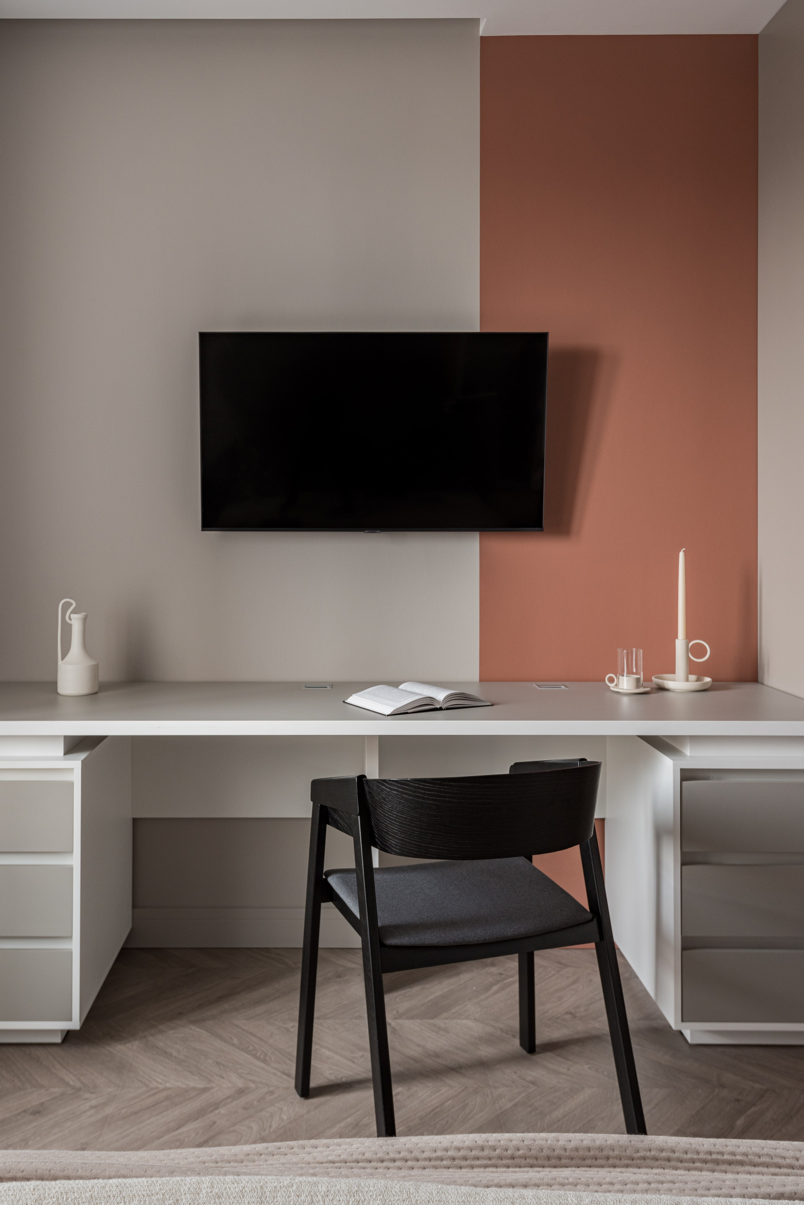 Квартира для молодого человека. Дизайнер Анна Хащенко. Мебель на заказ