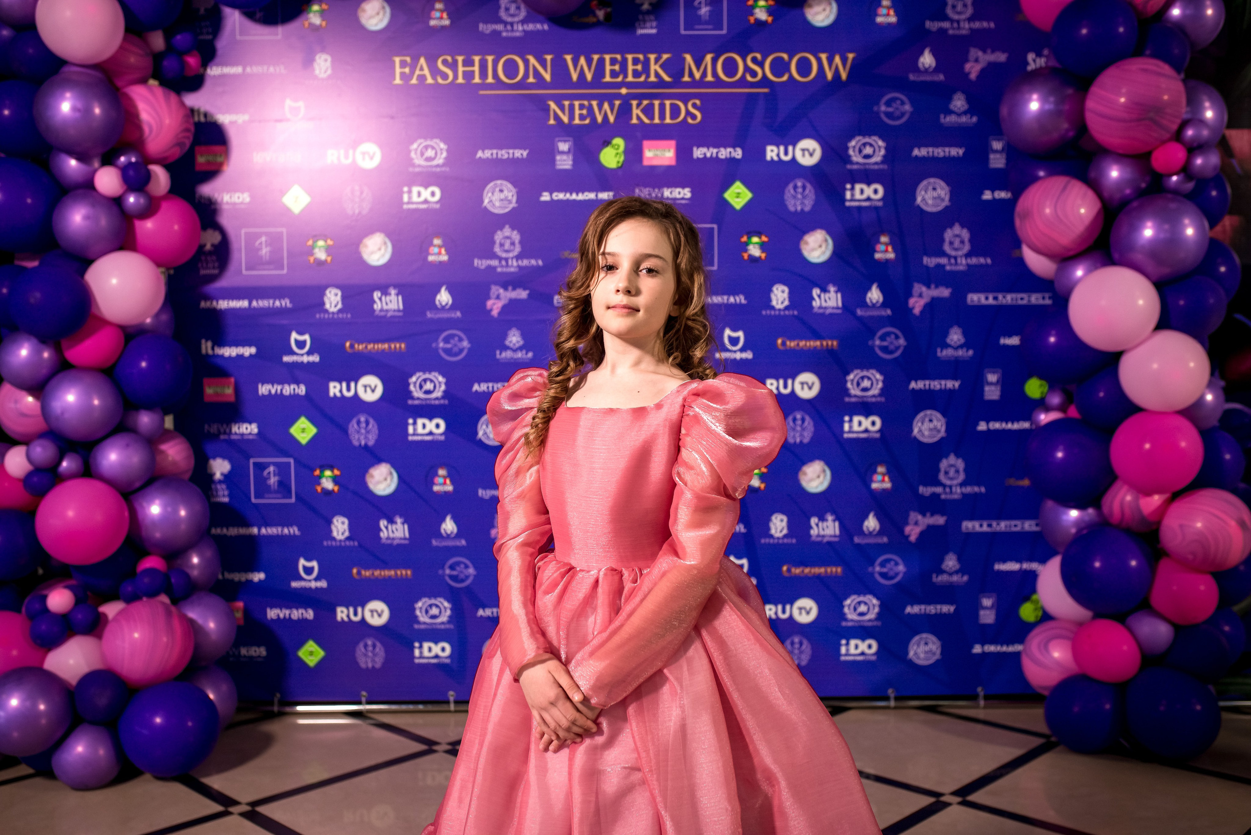 Показ Итальянской моды в России весна 2022. Женский фотограф Крещение Венчание Москва Брянск