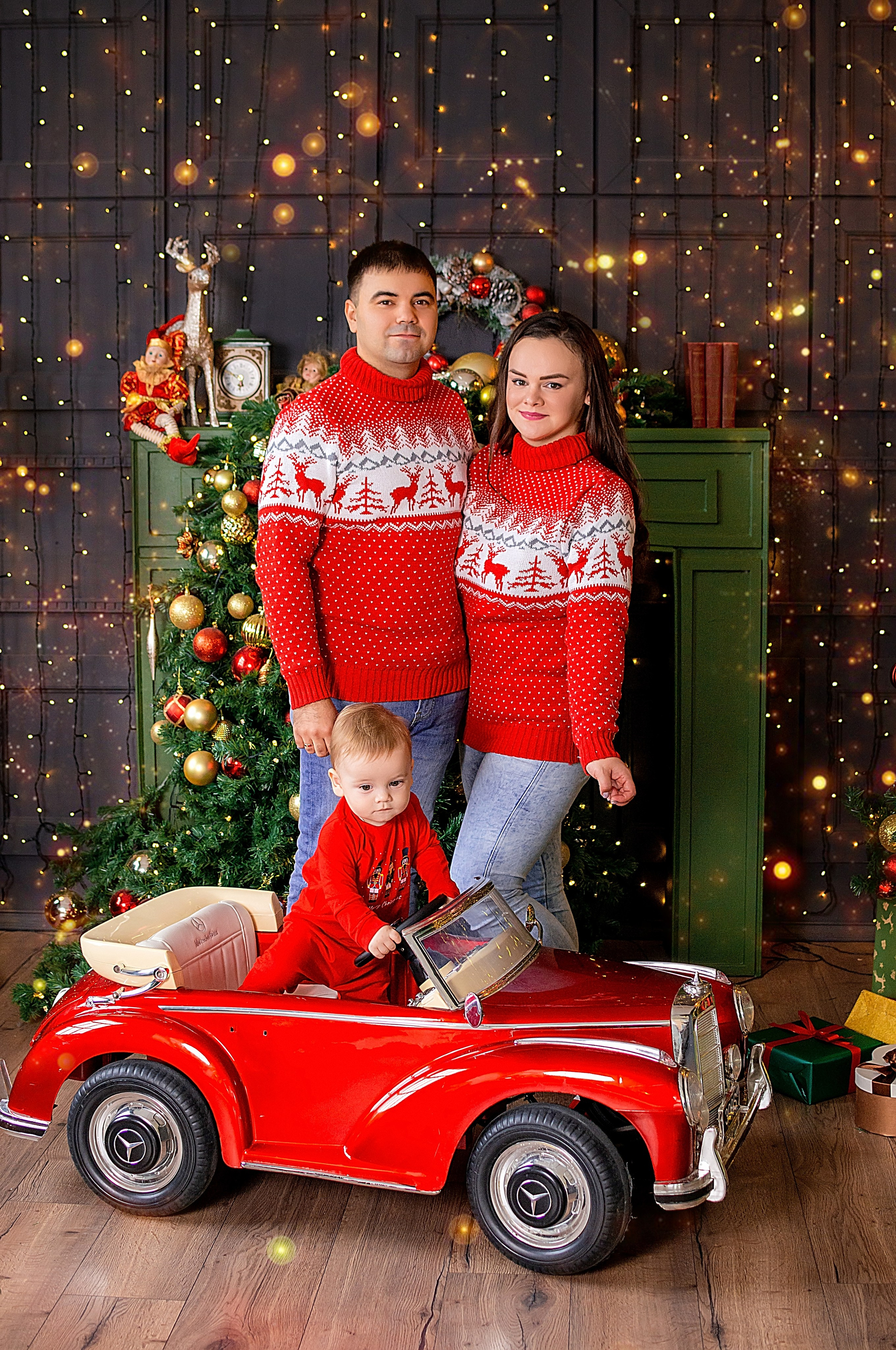 Новогодняя семейная фотосессия в Краснодаре 2023-2024. Фотограф новорожденных Краснодар Малышенко Надежда