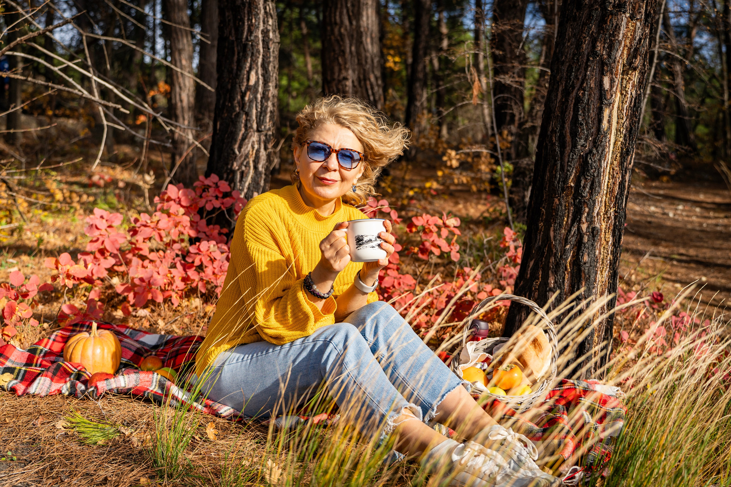 Фотопрогулка в Голубой бездне — золотая осень. Семейный и детский фотограф Екатерина Черняева. Снимаю портреты, love story, фотопрогулки, работаю на улице, в кафе, студии, дома у клиента