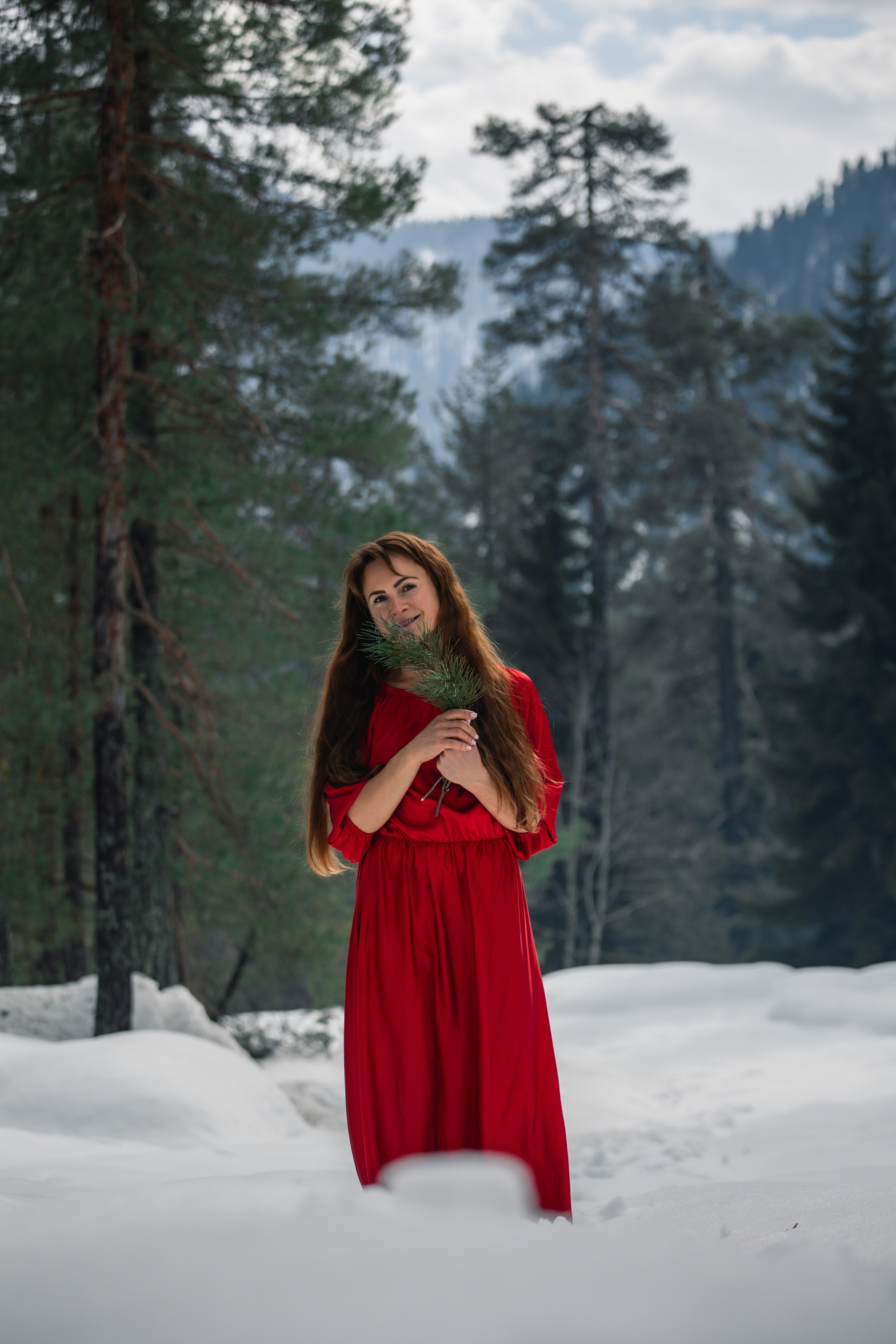 Red in snow. Photographer in Saint-Petersburg and Moscow Max Spector