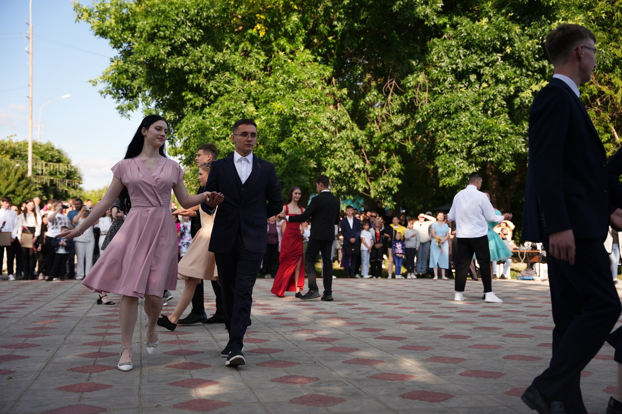 Выпускной в парке. Ольга Плаксина фотограф в Саратове