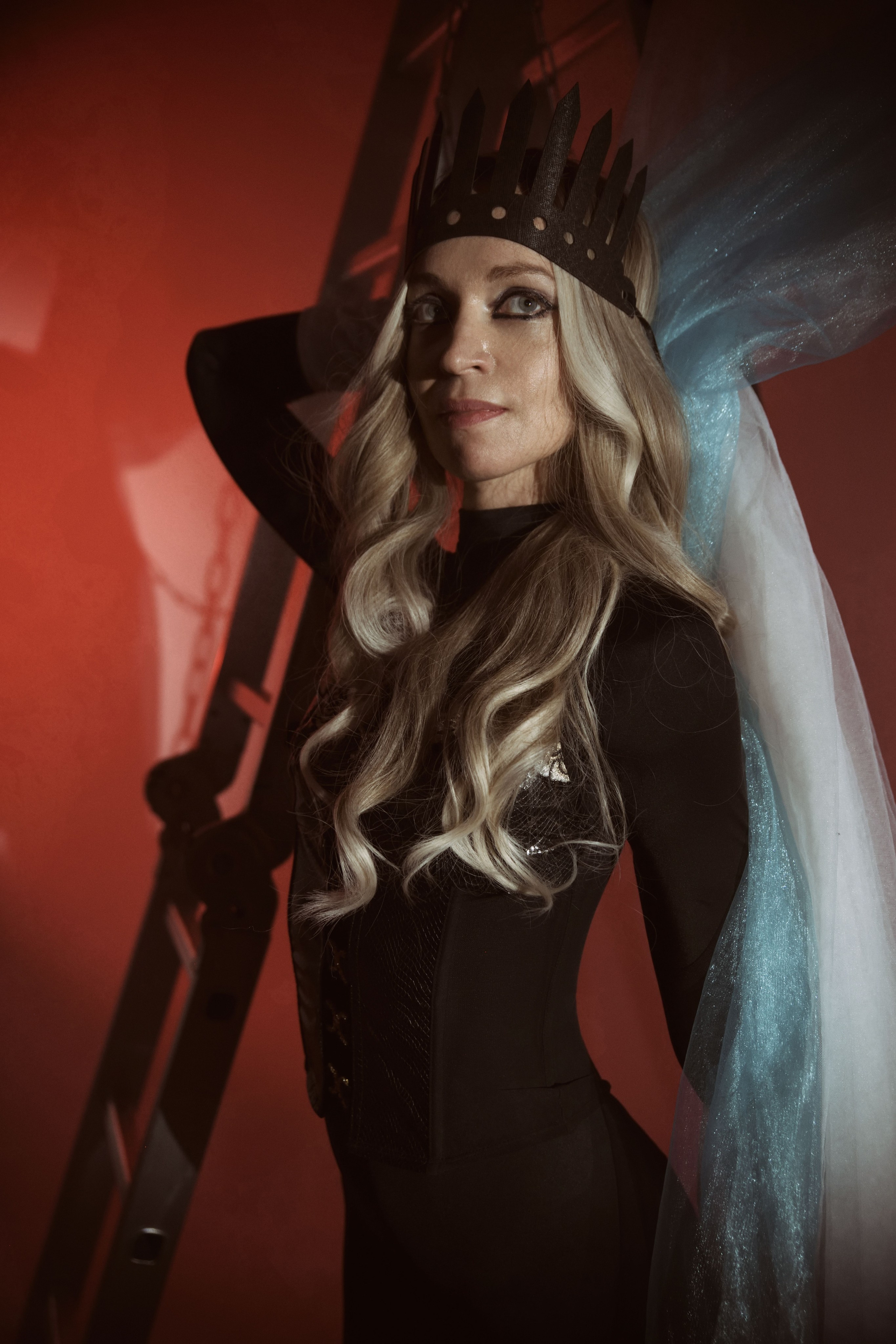 NEO-TSAREVNA. Yulia Yurchevskaya | Art Director & Visual Visionary