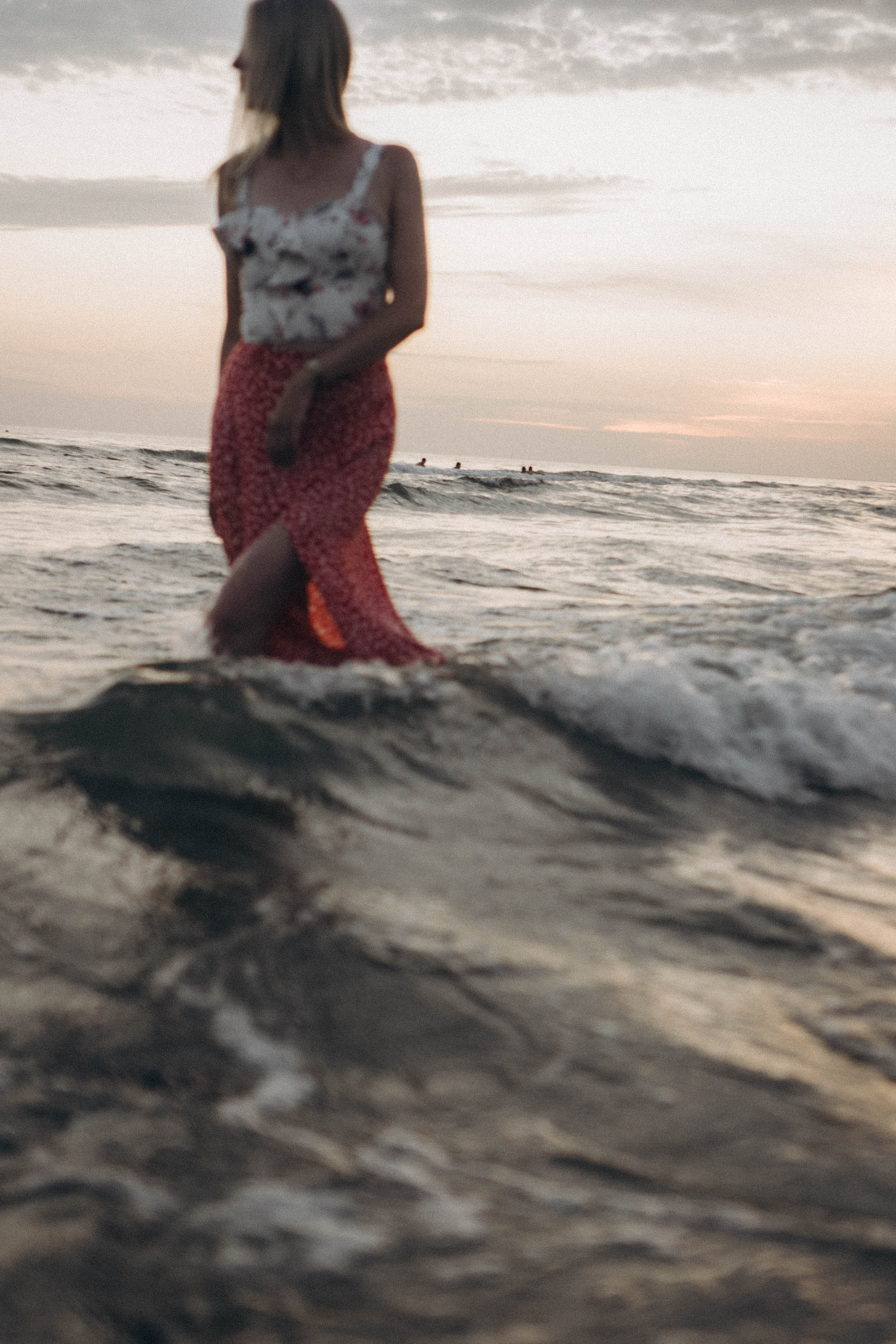 Июльский вечер на берегу черного моря. Профессиональный фотограф, Санкт-Петербург — Виктория Богомолова