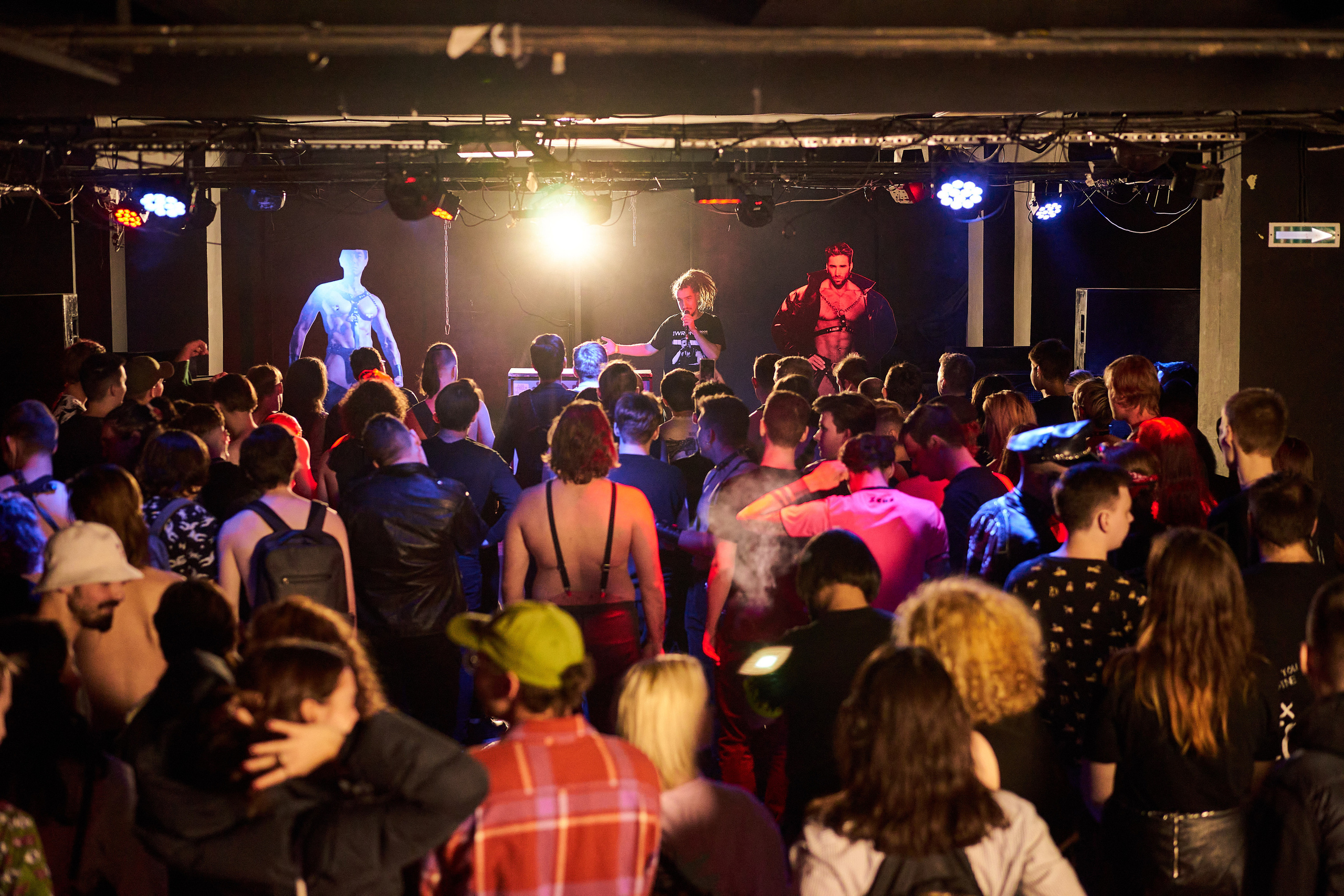 THE WRONG DOOR: MOSCOW — Осень 2021