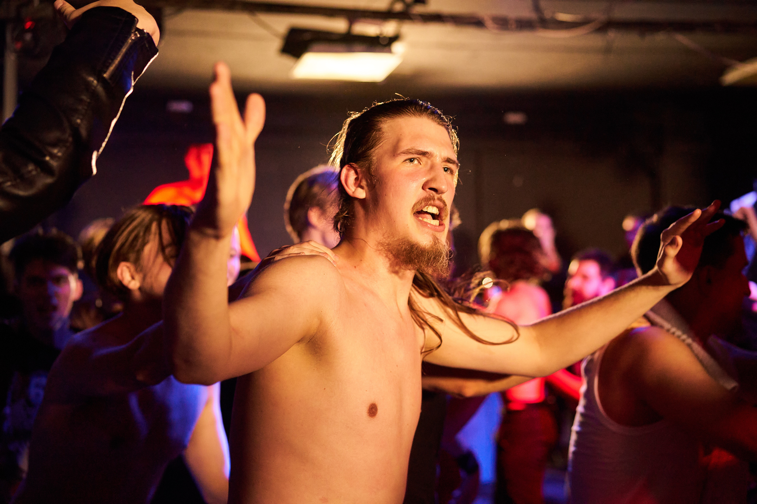 THE WRONG DOOR: MOSCOW — Осень 2021