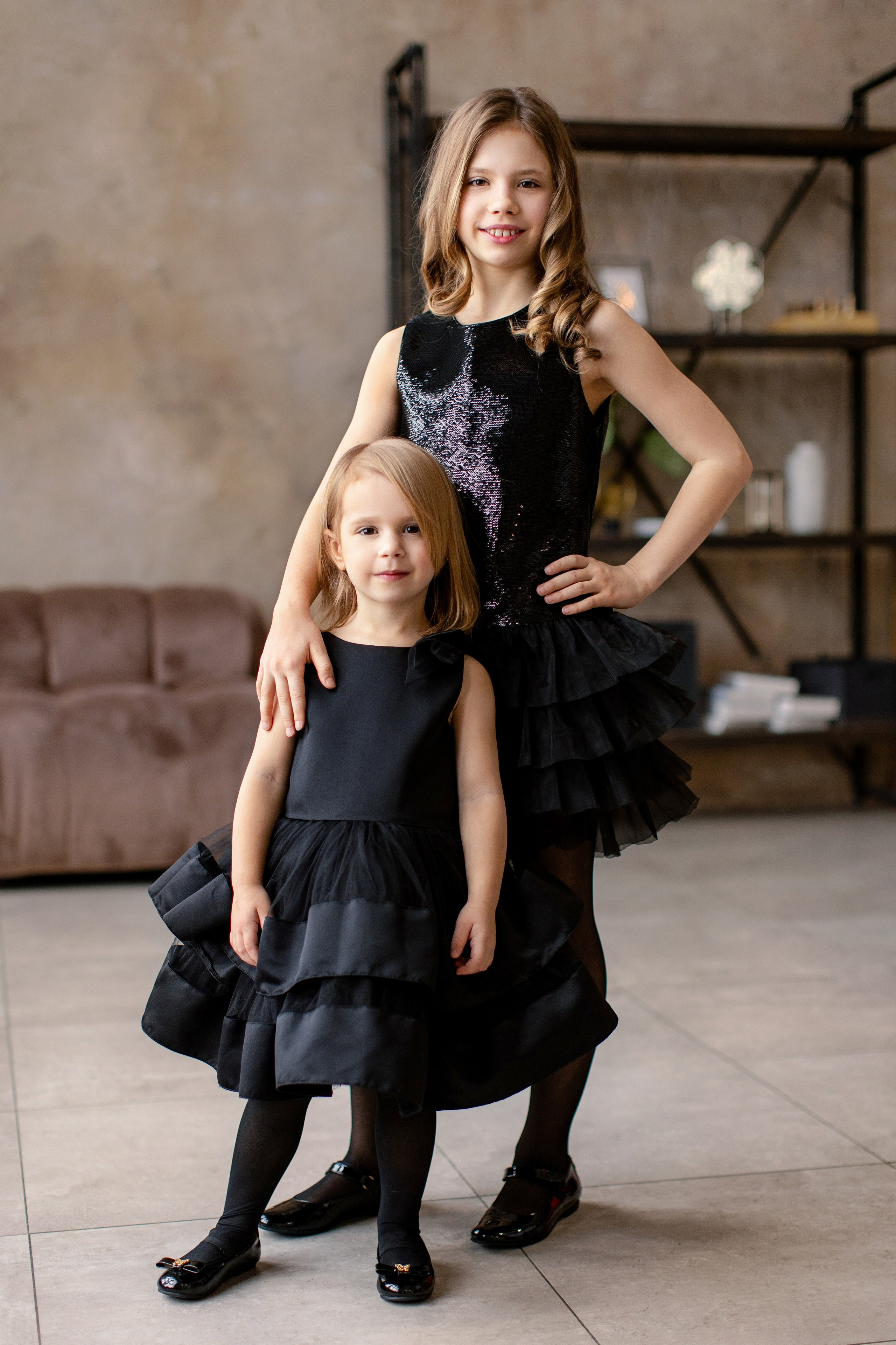 Семейная в интерьерной студии. Фотограф новорожденных, семейный фотограф в Санкт-Петербурге