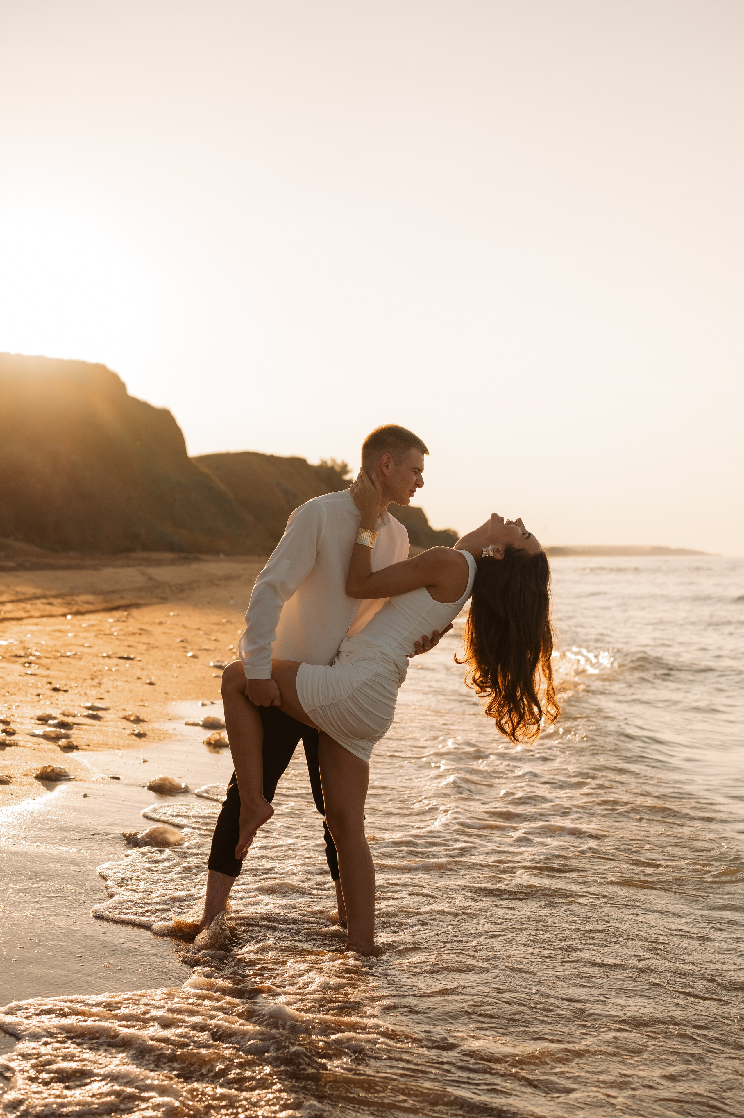 Предсвадебная съёмка на море🌊. Свадебный и семейный фотограф в Краснодаре Алина Мельник