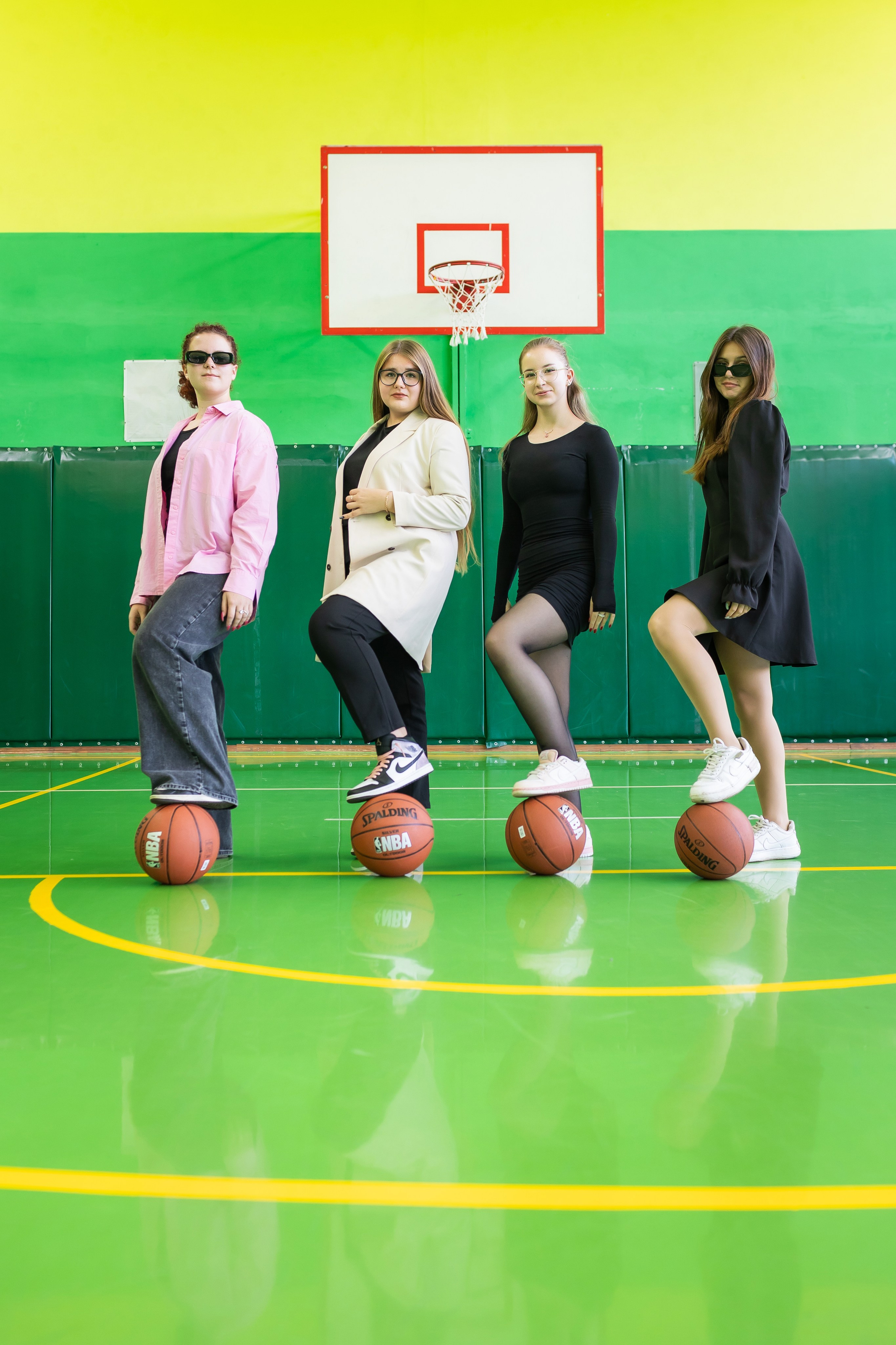 9 класс для выпускных альбомов. Семейный фотограф в Москве Наталья Чуб, заказать Фотокнигу