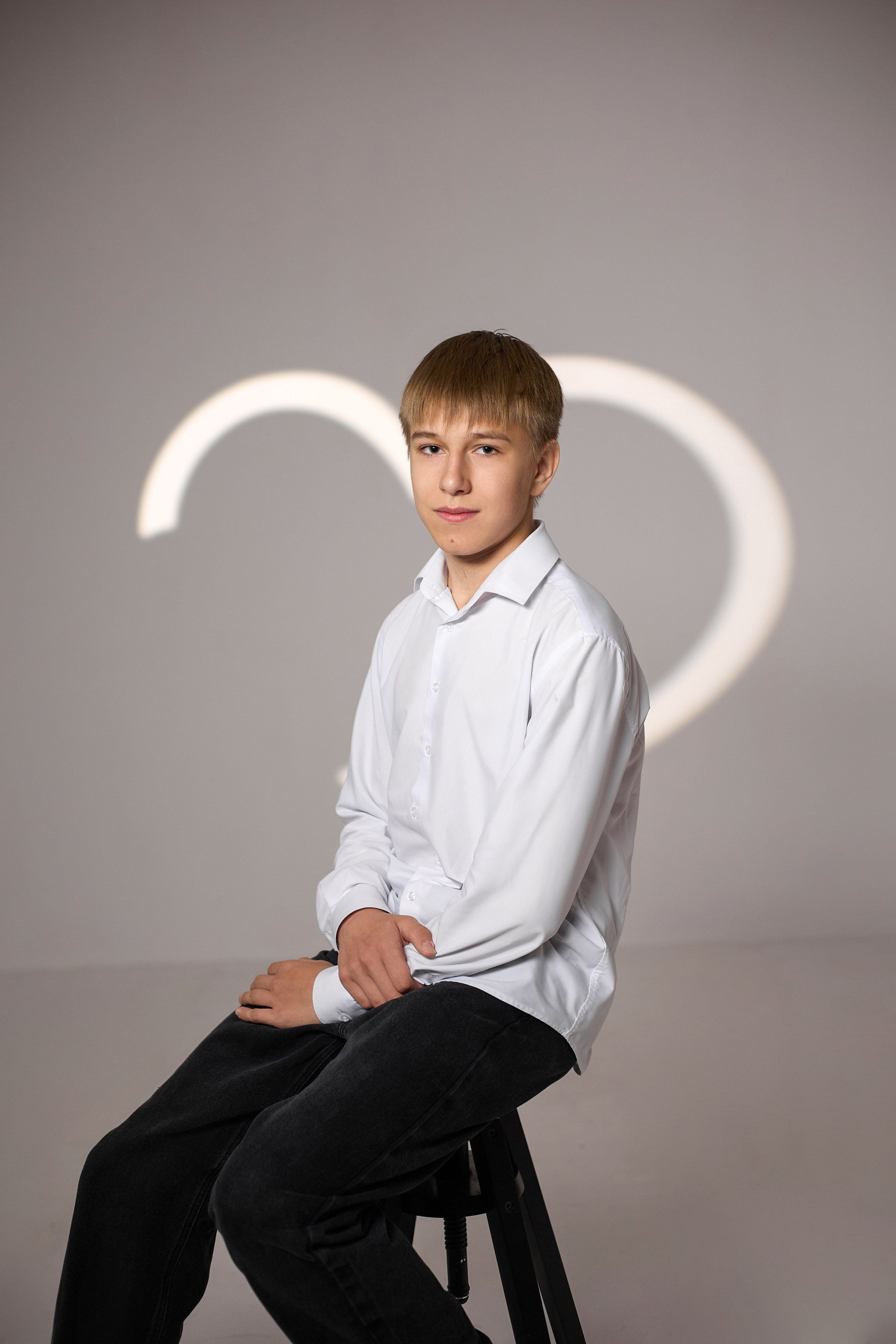 Стильный выпускной альбом «Золото». Выпускные альбомы в Тюмени для школ, садов, вузов спортивных секций