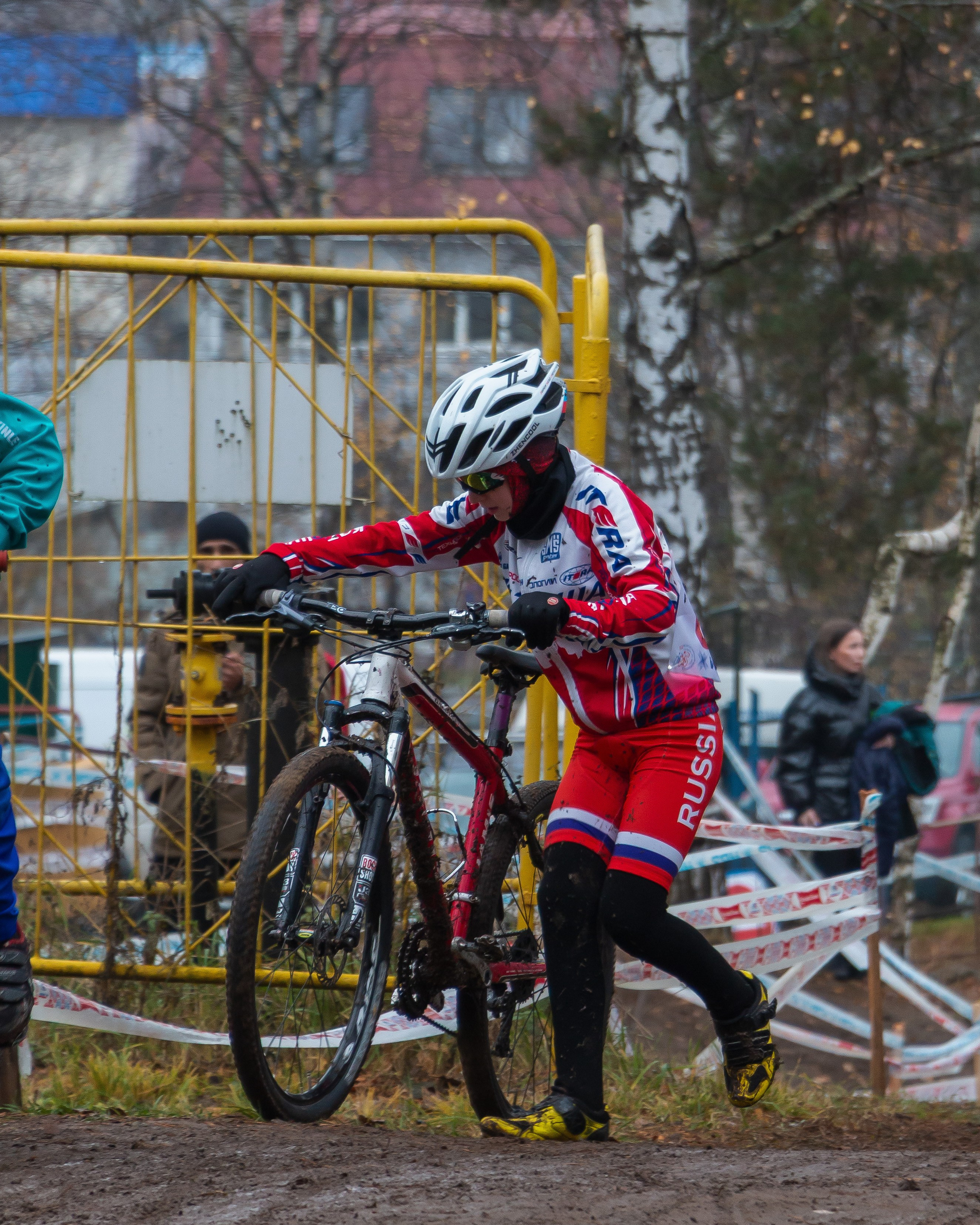 55-й Всероссийский велокросс на призы АО «ИРЗ». Олег Романов. Мастер фото по спорту