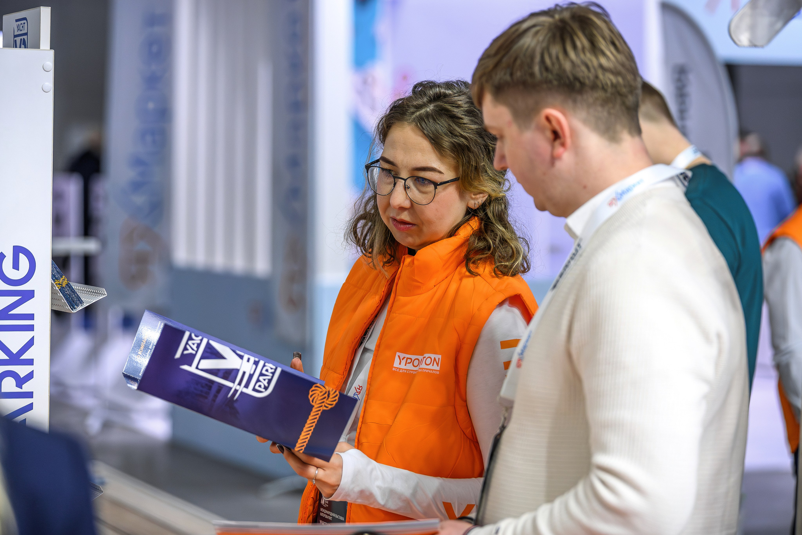 «Крокус Экспо» Выставочный центр — Репортажная фотосъемка, Фотограф Озеров Денис. Интерьерный & Репортажный фотограф Озеров Денис, г. Москва