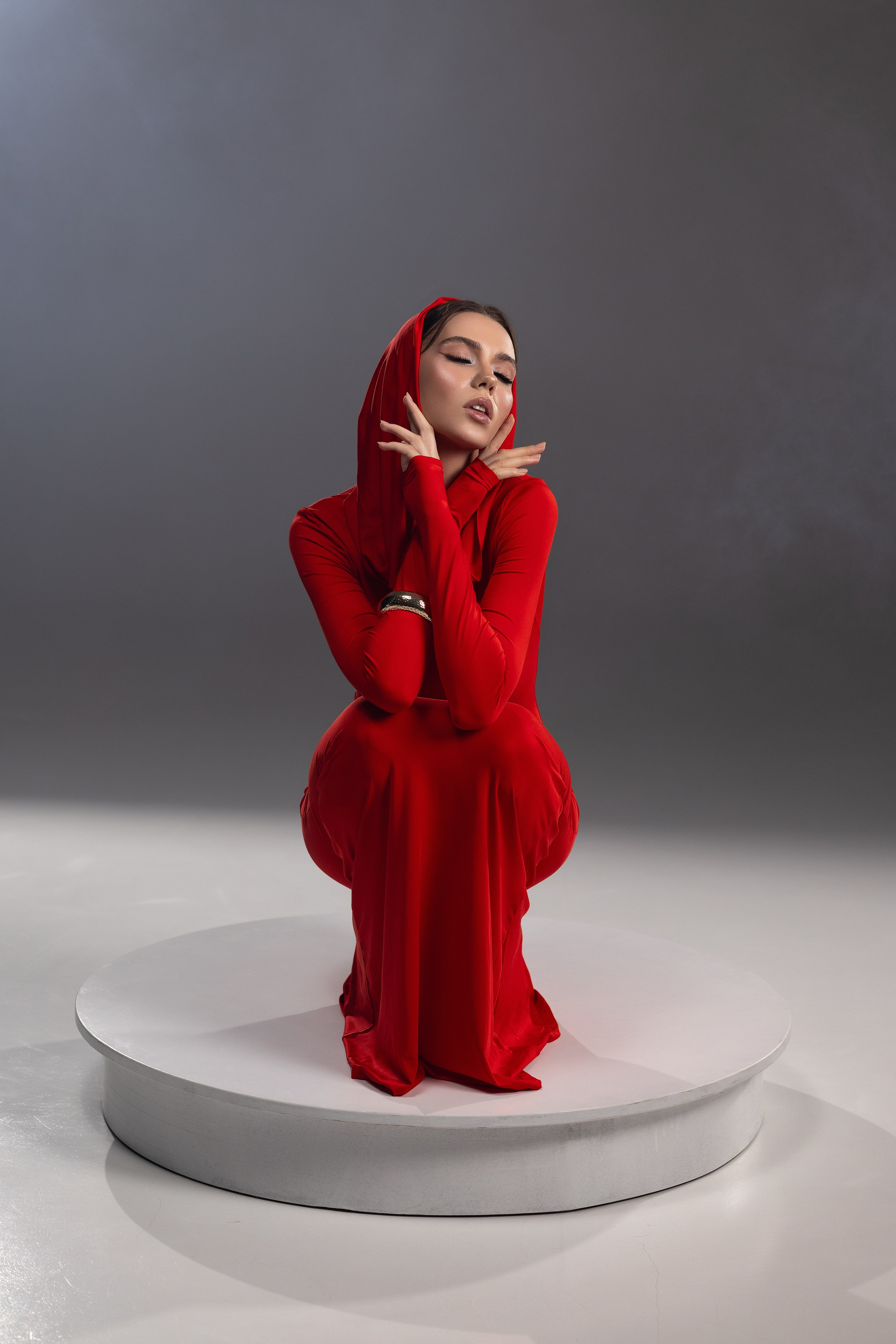 Женский портрет в студии. Фотограф Минск