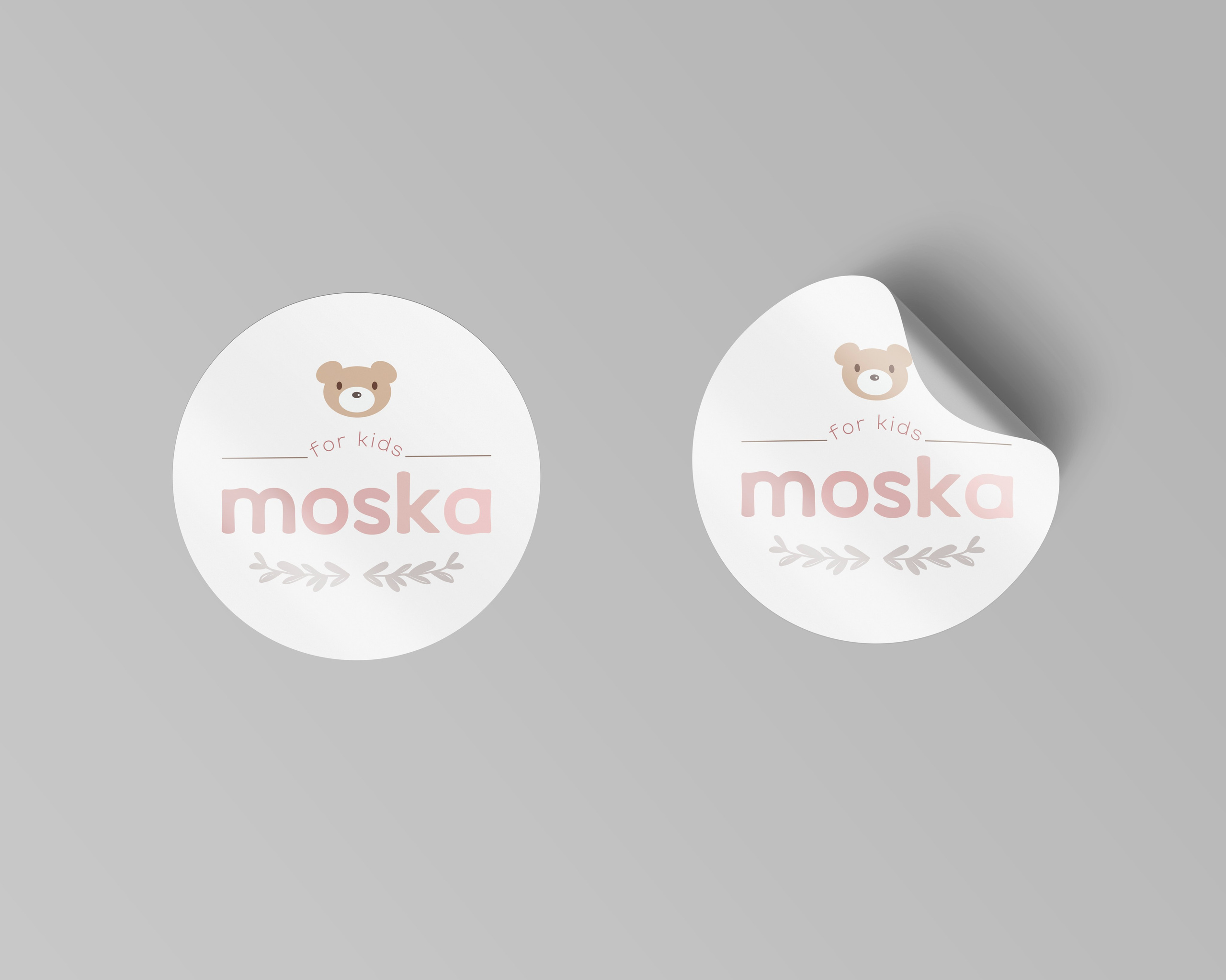 «Moska» — бренд детских платьев. Лина Ивахник, графический и бренд — дизайнер