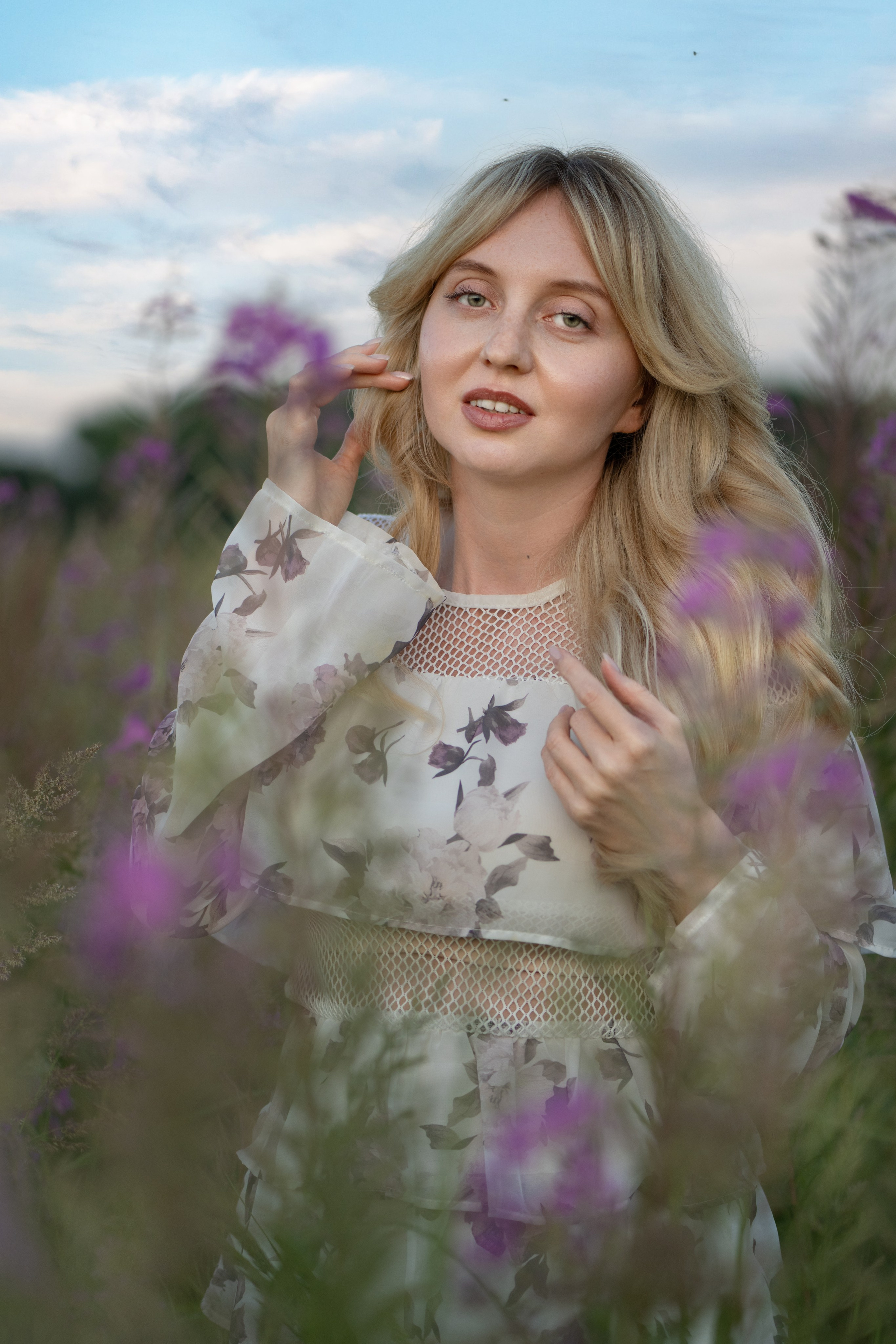 Смешанное цветение и зелень. Главная