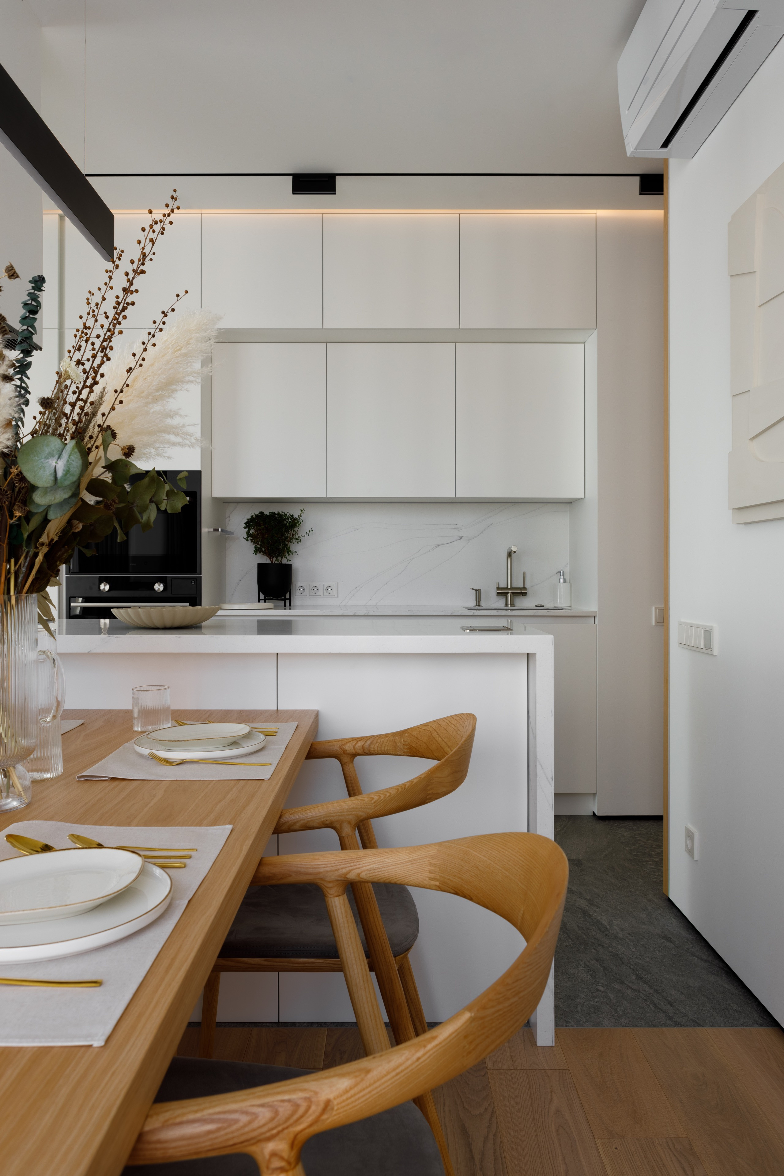 Apartment of 71 sq.m in the residential complex Western port. Commercial photographer | Anton Ermakov